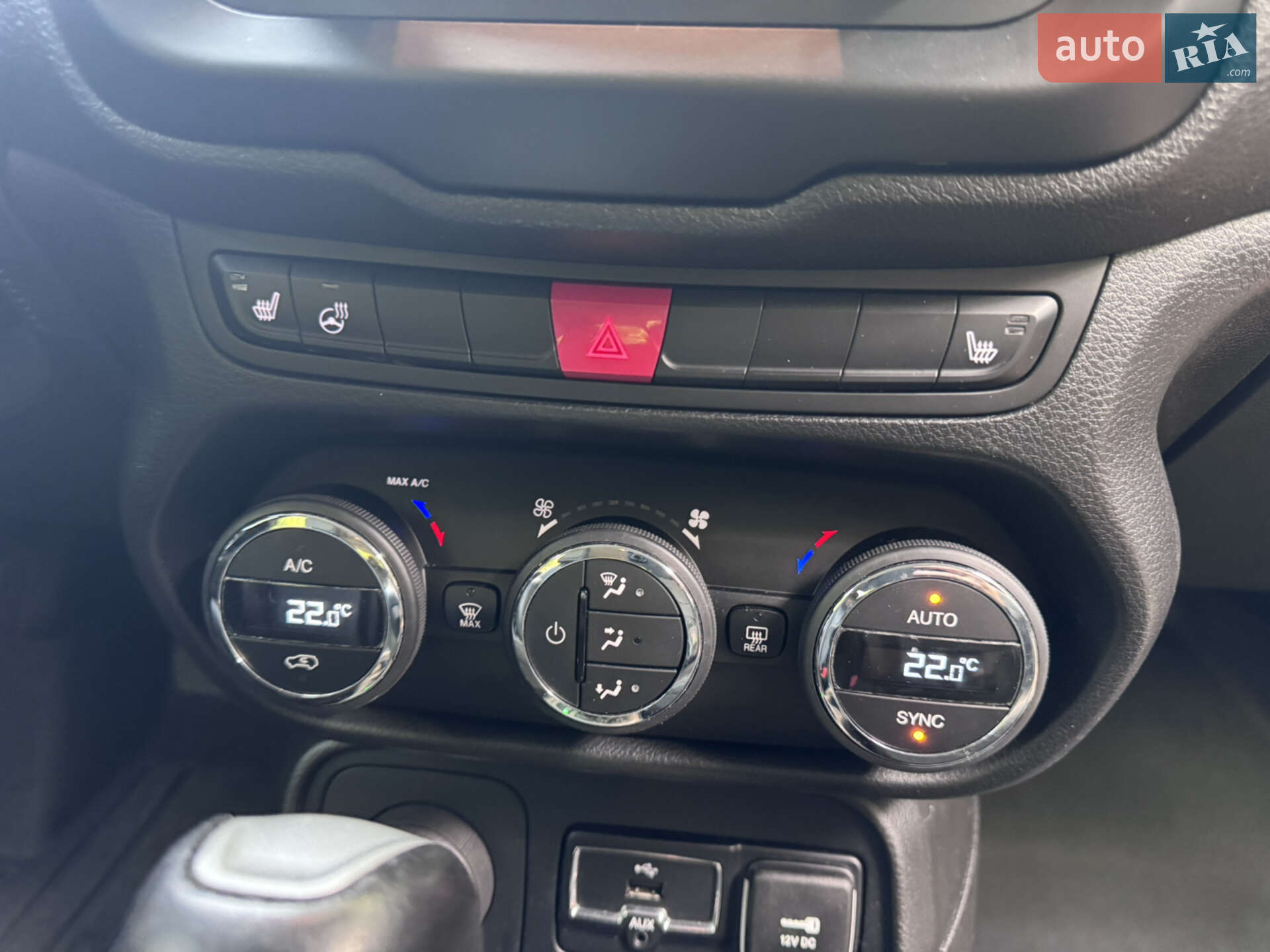Jeep Renegade 2017 VIN ZACCJBDB0HPF10257 фото оголошення 10 з 13