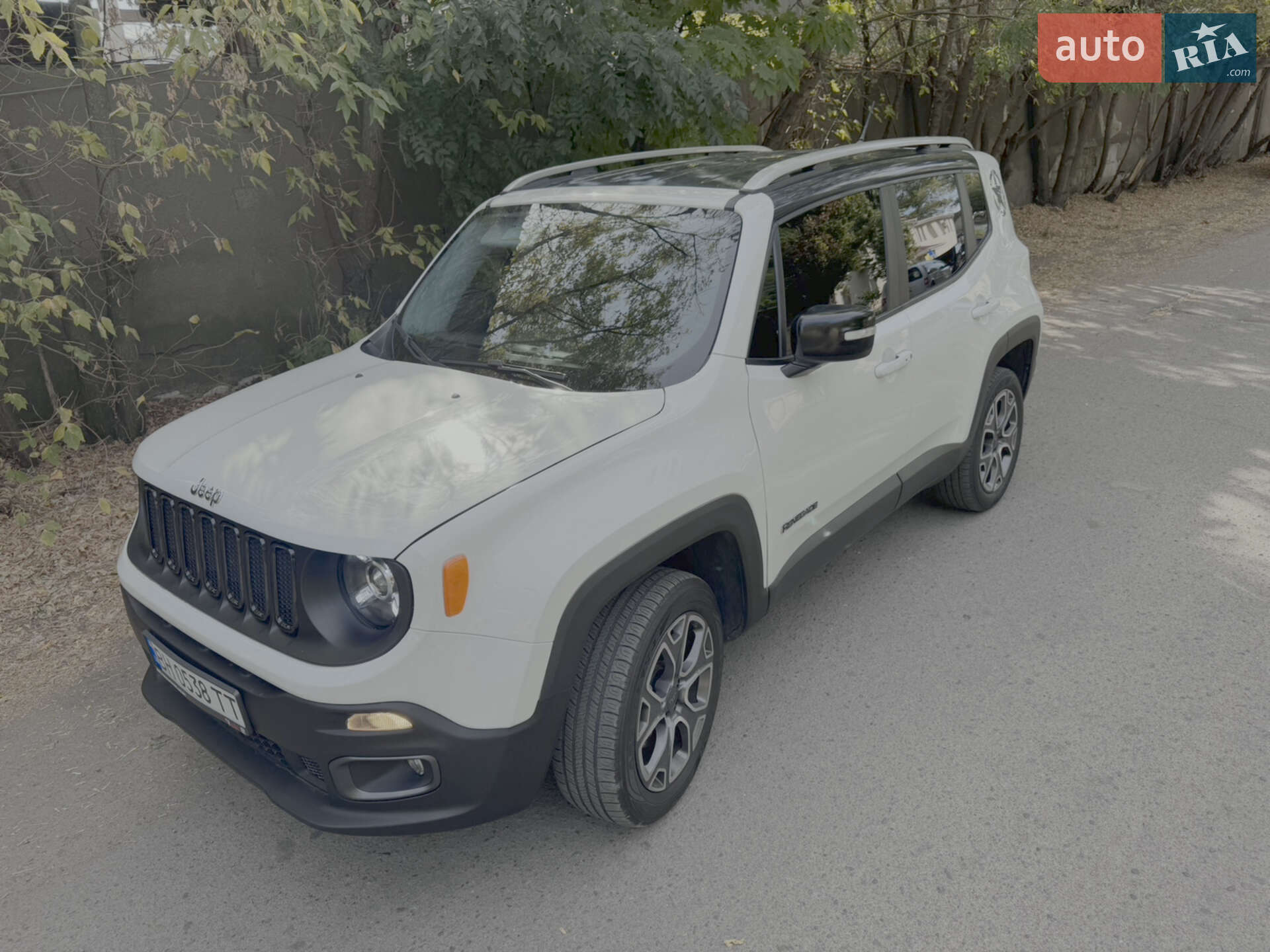 Jeep Renegade 2017 VIN ZACCJBDB0HPF10257 фото оголошення 5 з 13