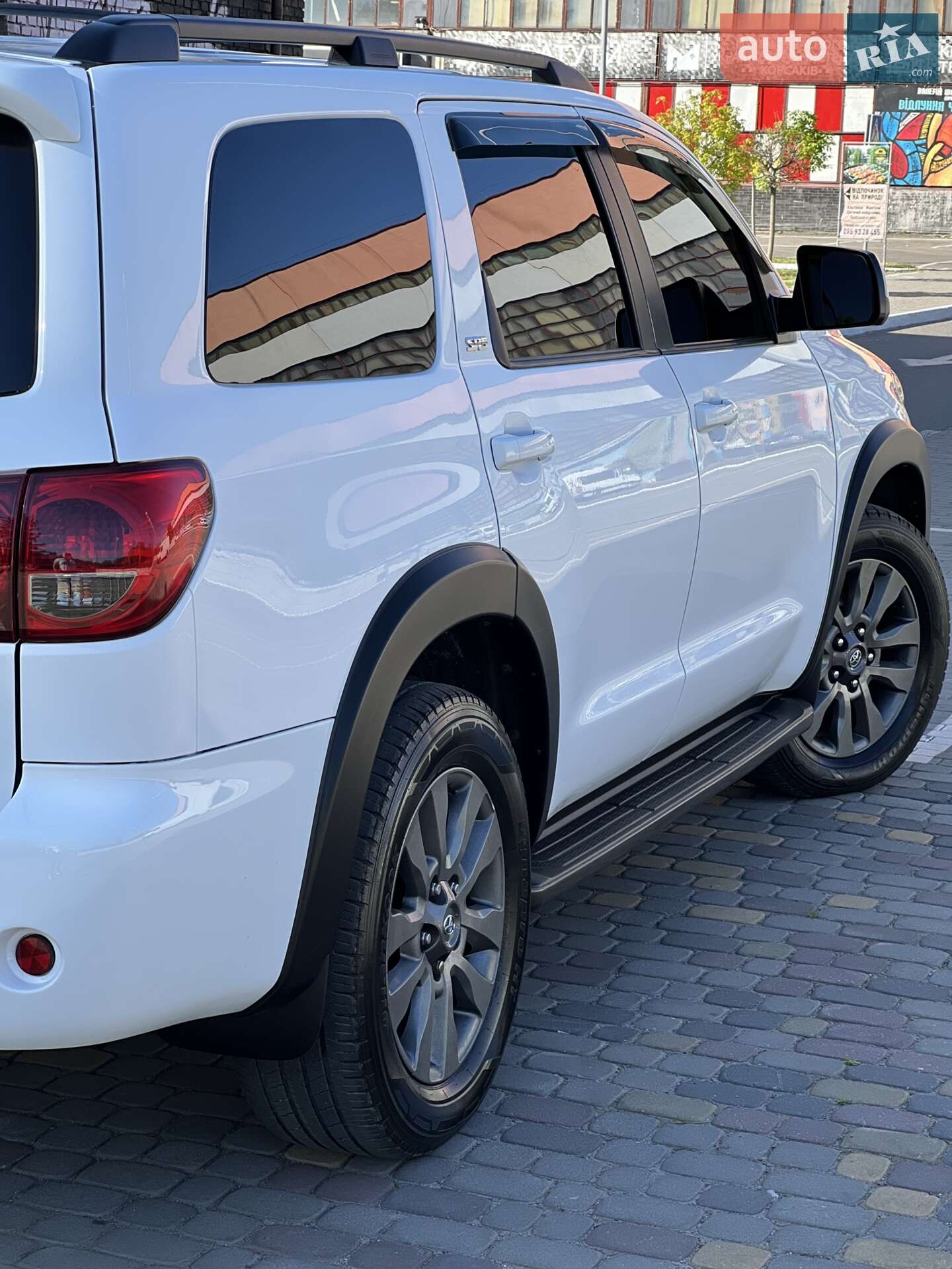 Toyota Sequoia 2013 VIN 5TDBW5G15DS076951 фото оголошення 10 з 24
