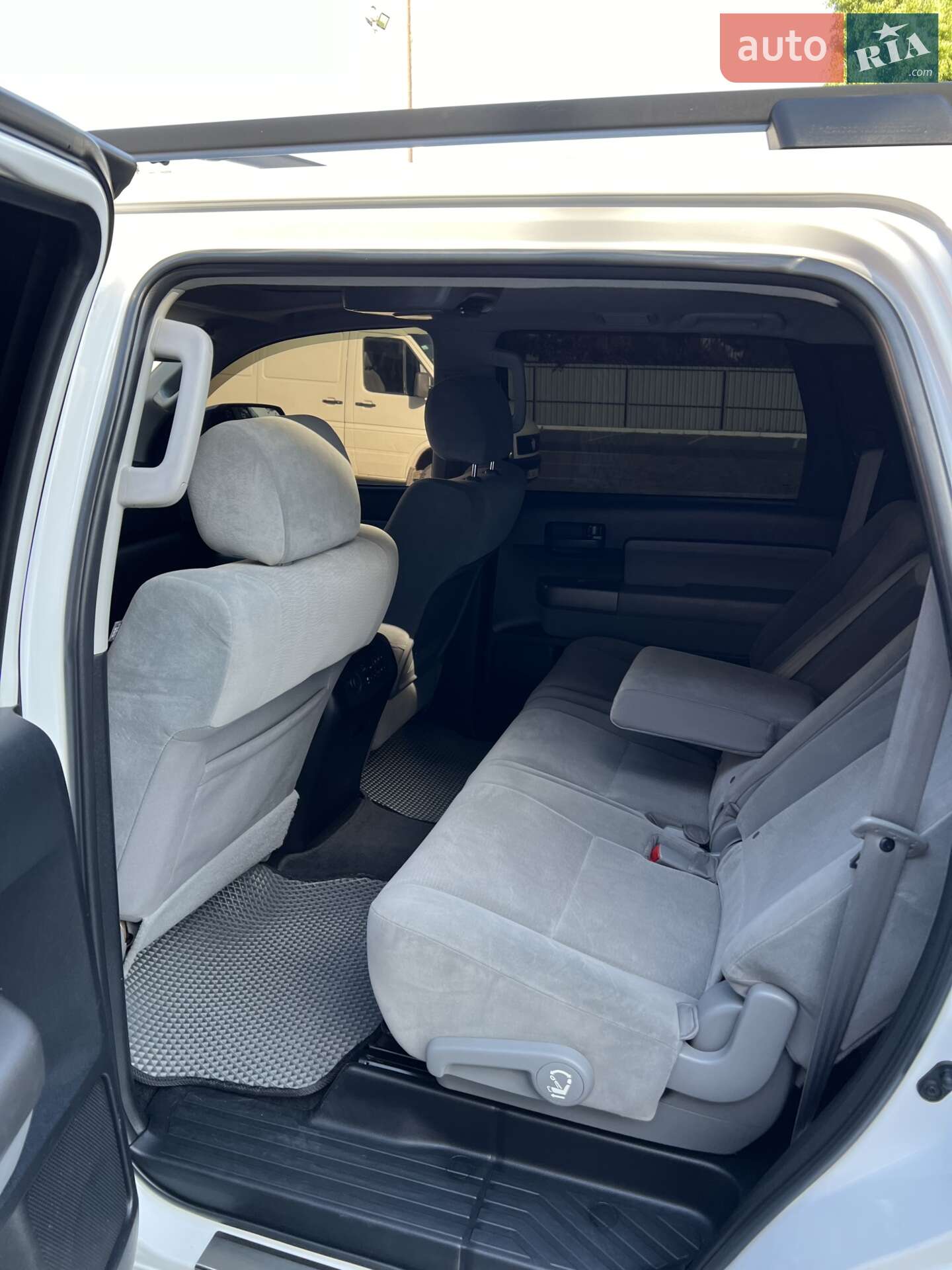 Toyota Sequoia 2013 VIN 5TDBW5G15DS076951 фото оголошення 13 з 24