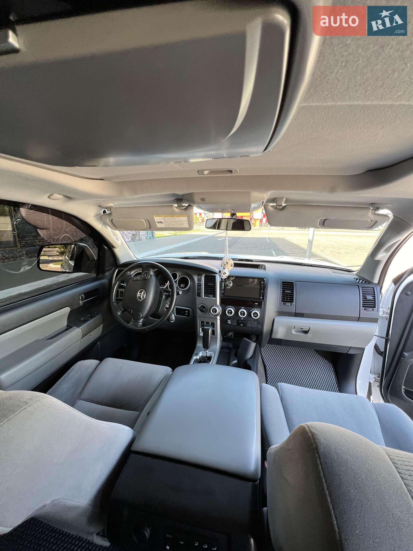 Toyota Sequoia 2013 VIN 5TDBW5G15DS076951 фото оголошення 19 з 24