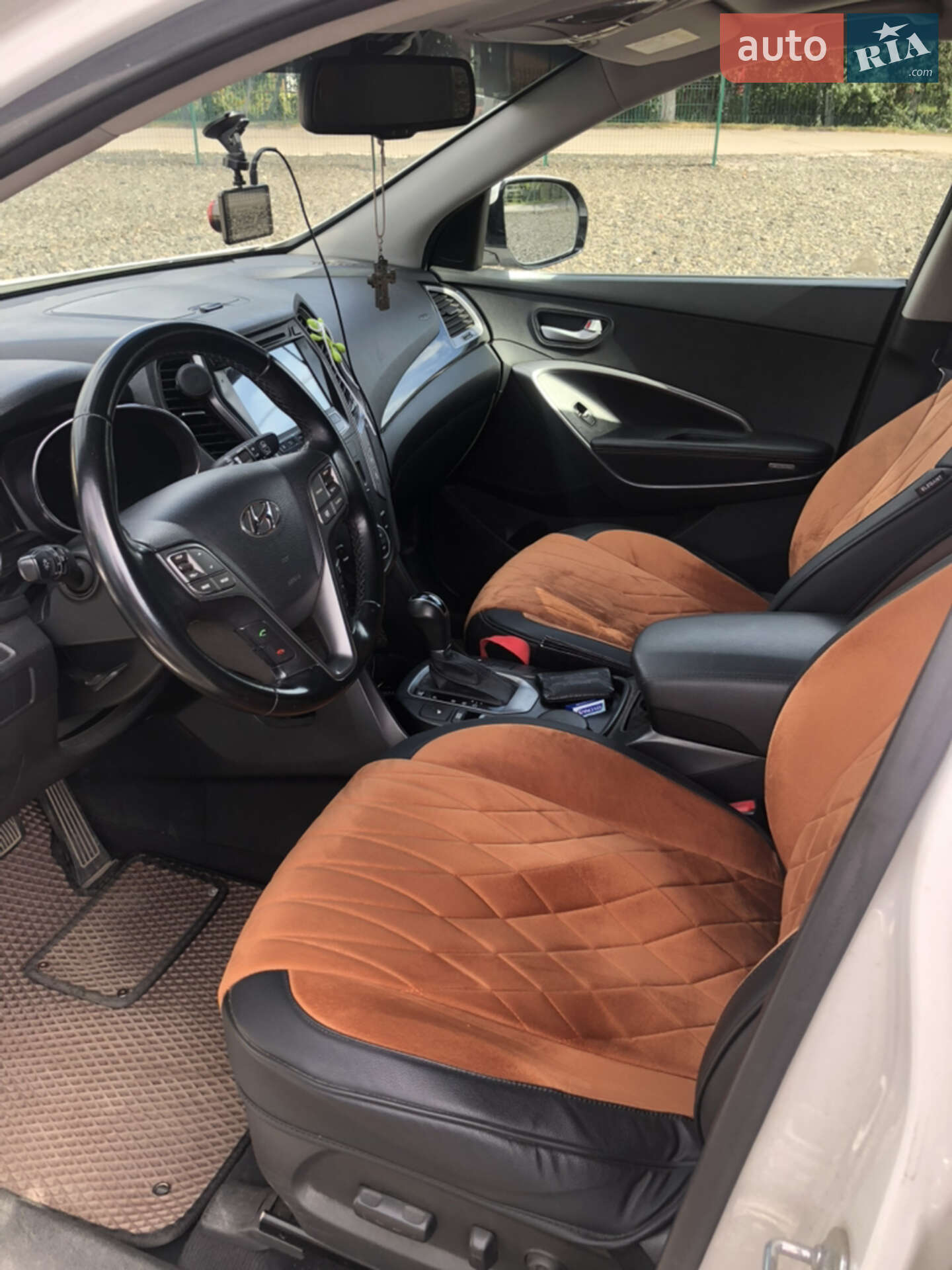 Hyundai Grand Santa Fe 2014 VIN KMHSN81XDEU034887 фото оголошення 12 з 39