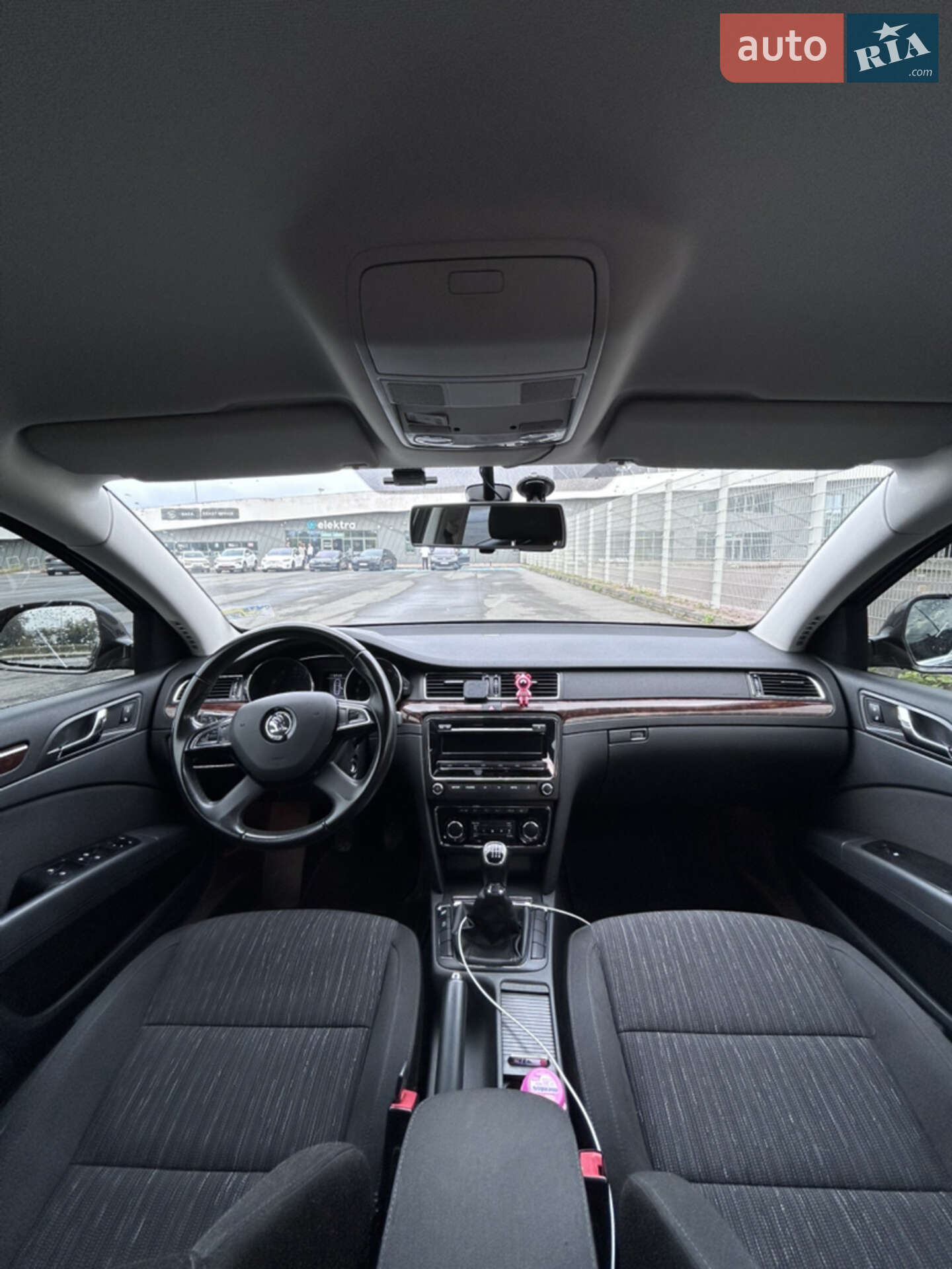 Skoda Superb 2014 VIN TMBAB43T9EB300904 фото оголошення 12 з 28