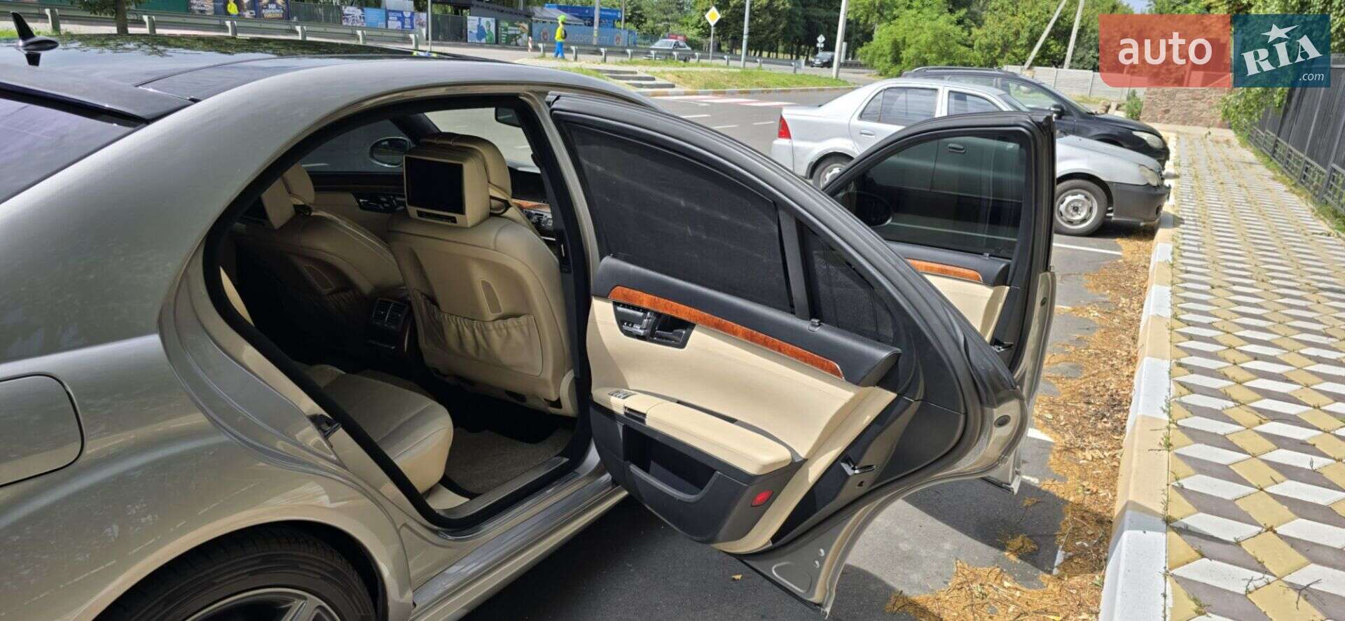 Mercedes-Benz S-Class 2006 VIN WDD2211711A037074 фото оголошення 13 з 19