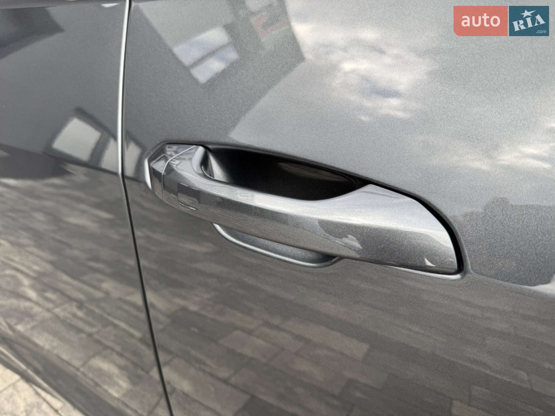 Audi S6 2019 VIN WAUZZZF23KN125765 фото оголошення 6 з 18