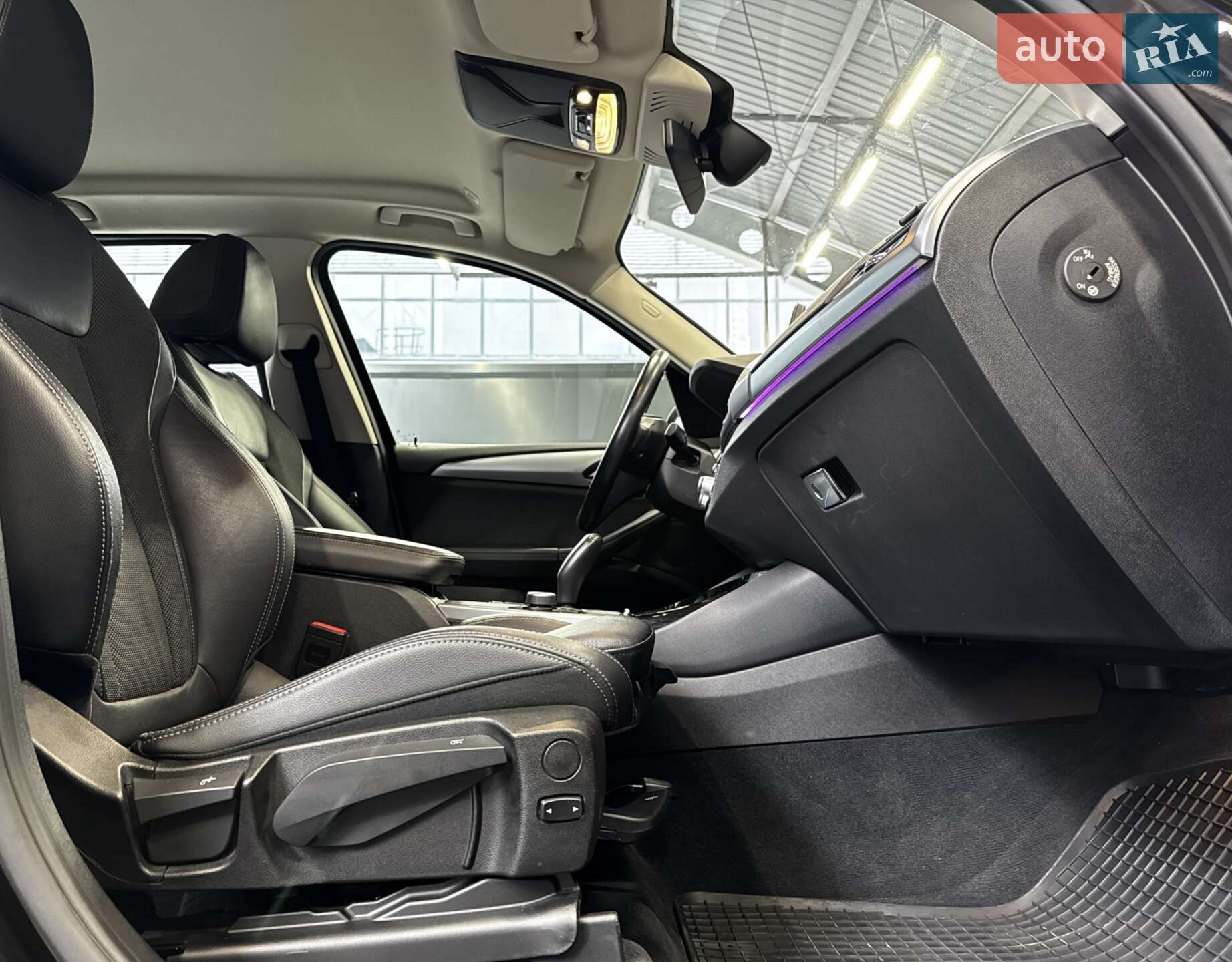BMW X3 2018 VIN WBATR51010LA53190 фото оголошення 38 з 48