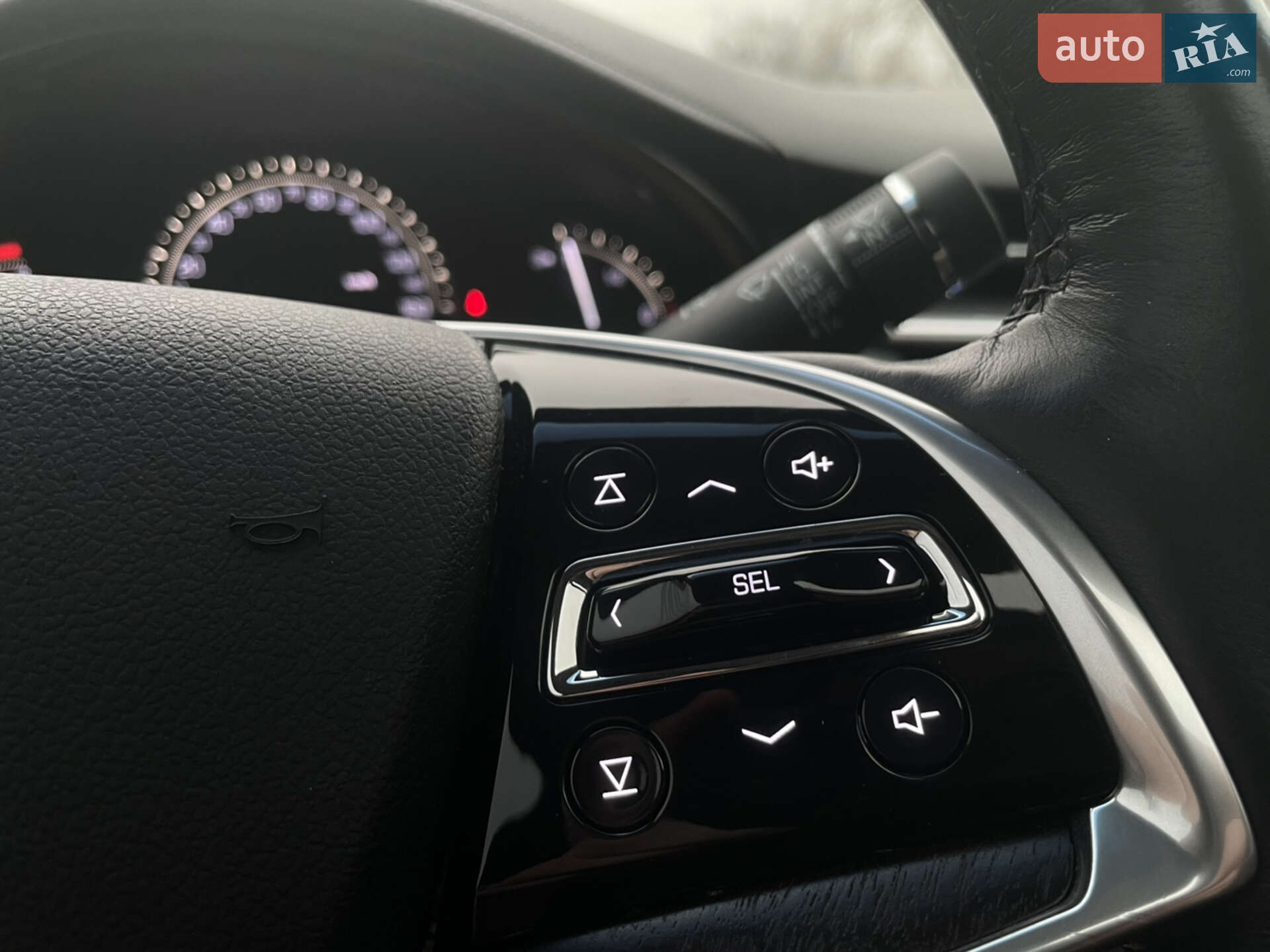 Cadillac XTS 2017 VIN 2G61N5S32J9136764 фото оголошення 20 з 35