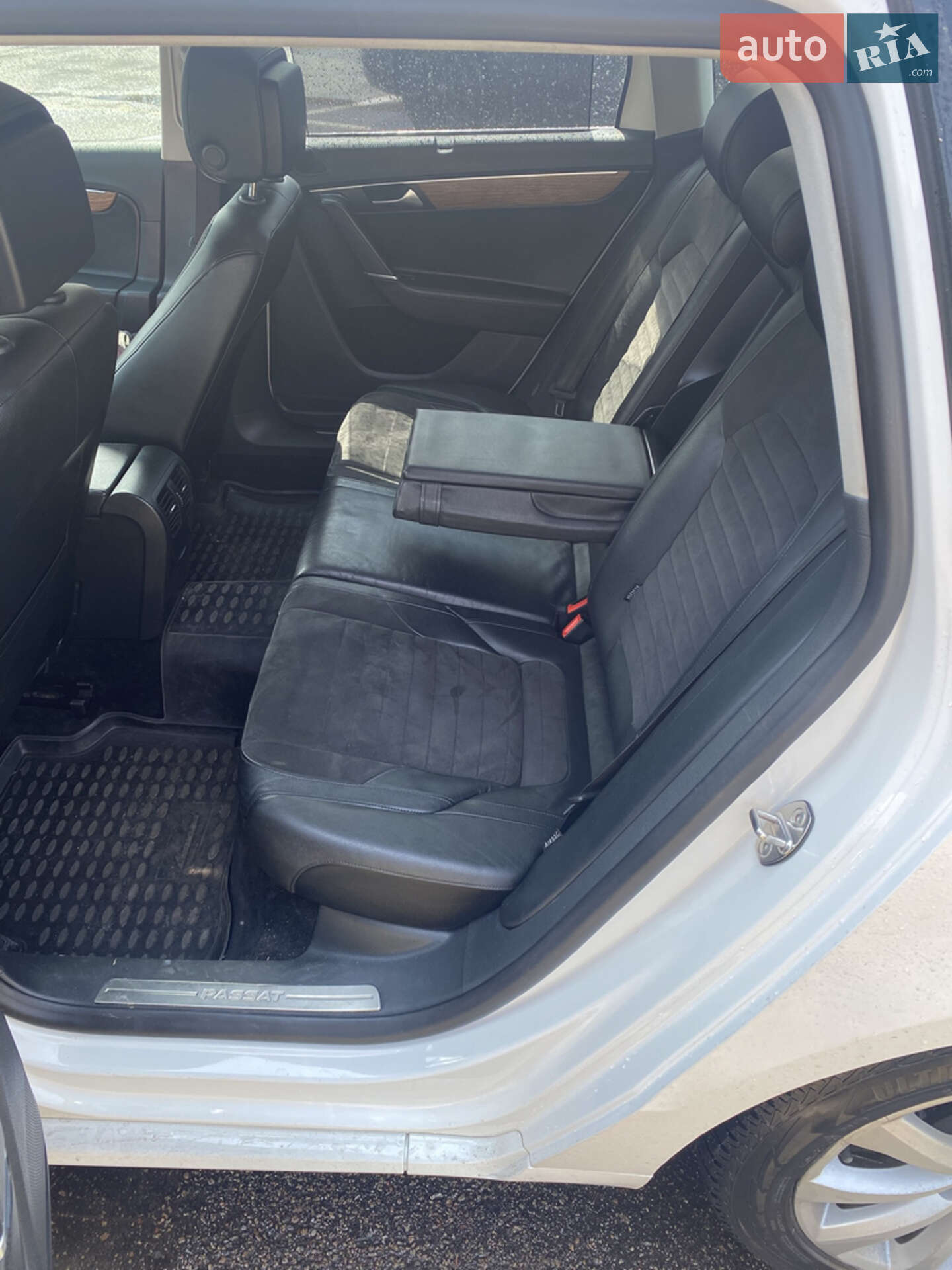 Volkswagen Passat 2014 VIN WVWZZZ3CZEE135029 фото оголошення 5 з 13