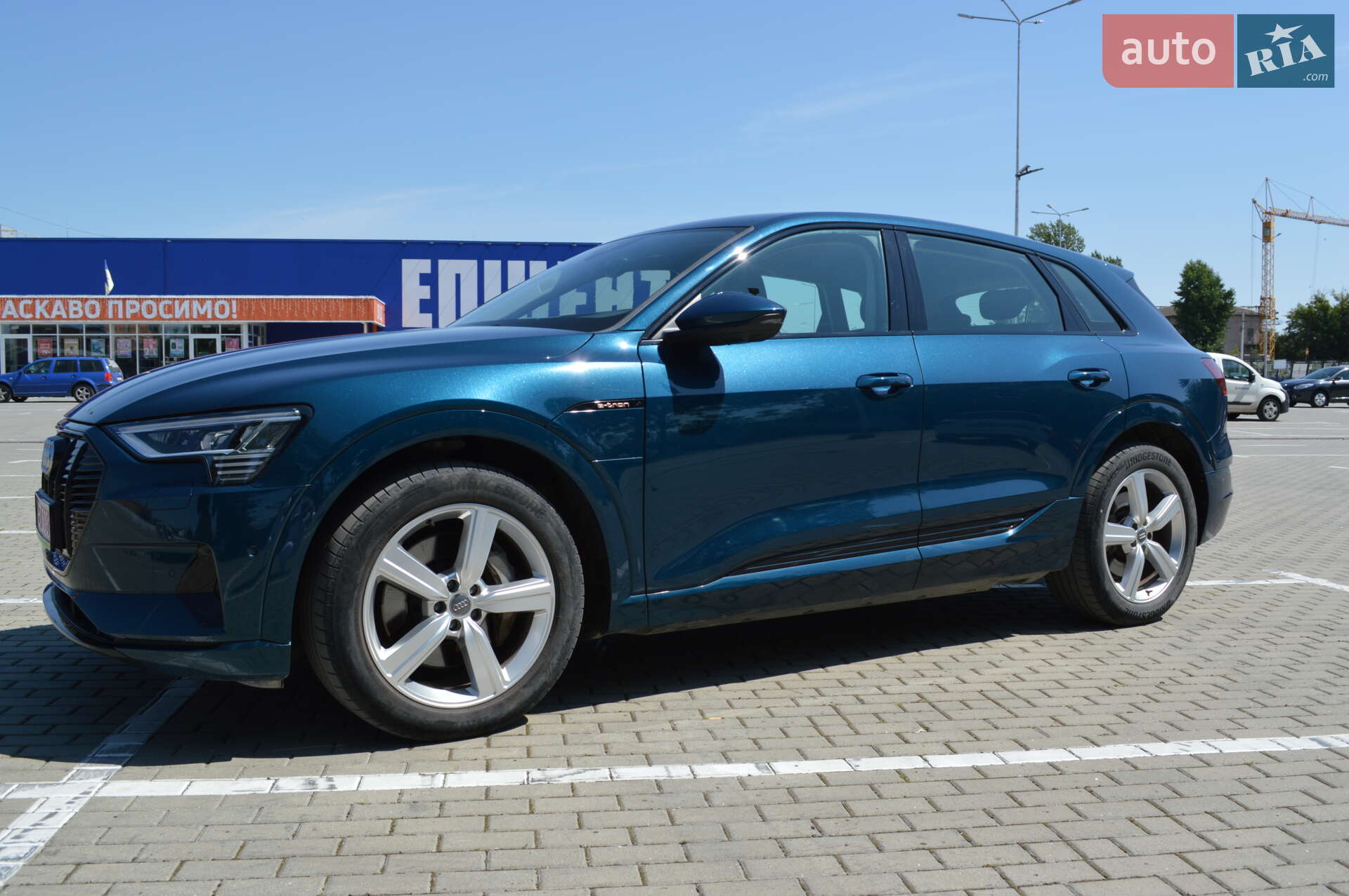 Audi e-tron 2020 VIN WAUZZZGE3LB021336 фото оголошення 9 з 52
