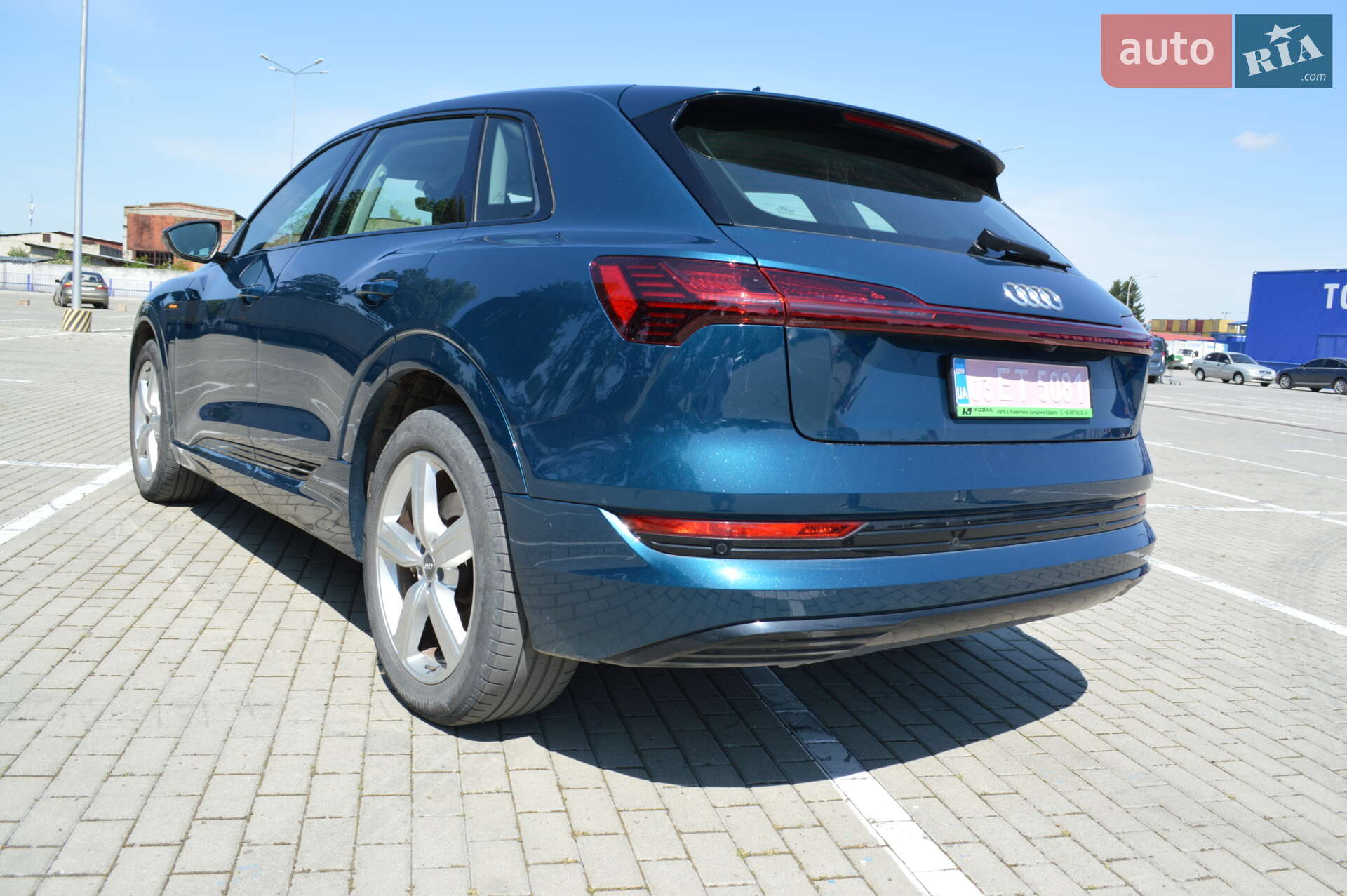Audi e-tron 2020 VIN WAUZZZGE3LB021336 фото оголошення 18 з 52