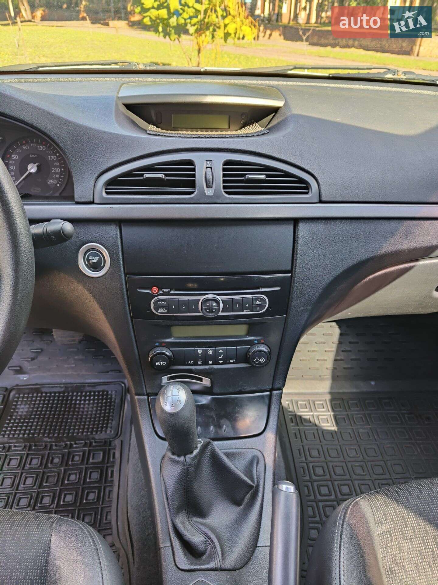 Renault Laguna 2005 VIN VF1BG5GBE33110653 фото оголошення 2 з 14