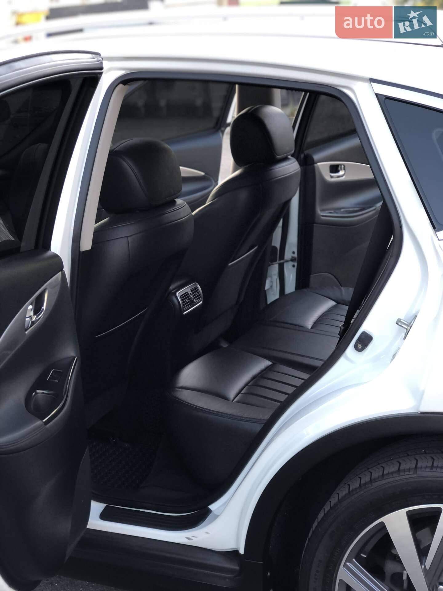 Infiniti Ex35 2008 VIN JNKAJ09F18M356467 фото оголошення 56 з 192