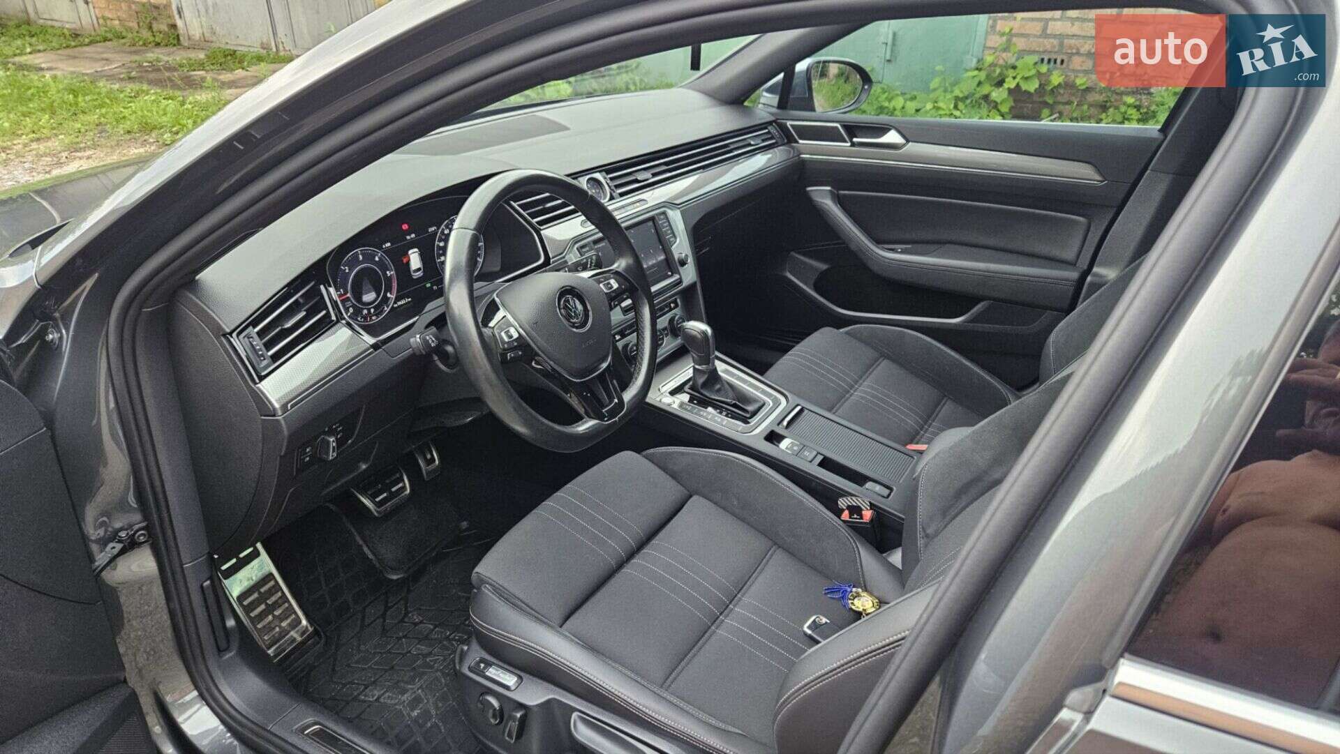 Volkswagen Passat Alltrack 2016 VIN WVWZZZ3CZGE231728 фото оголошення 2 з 14