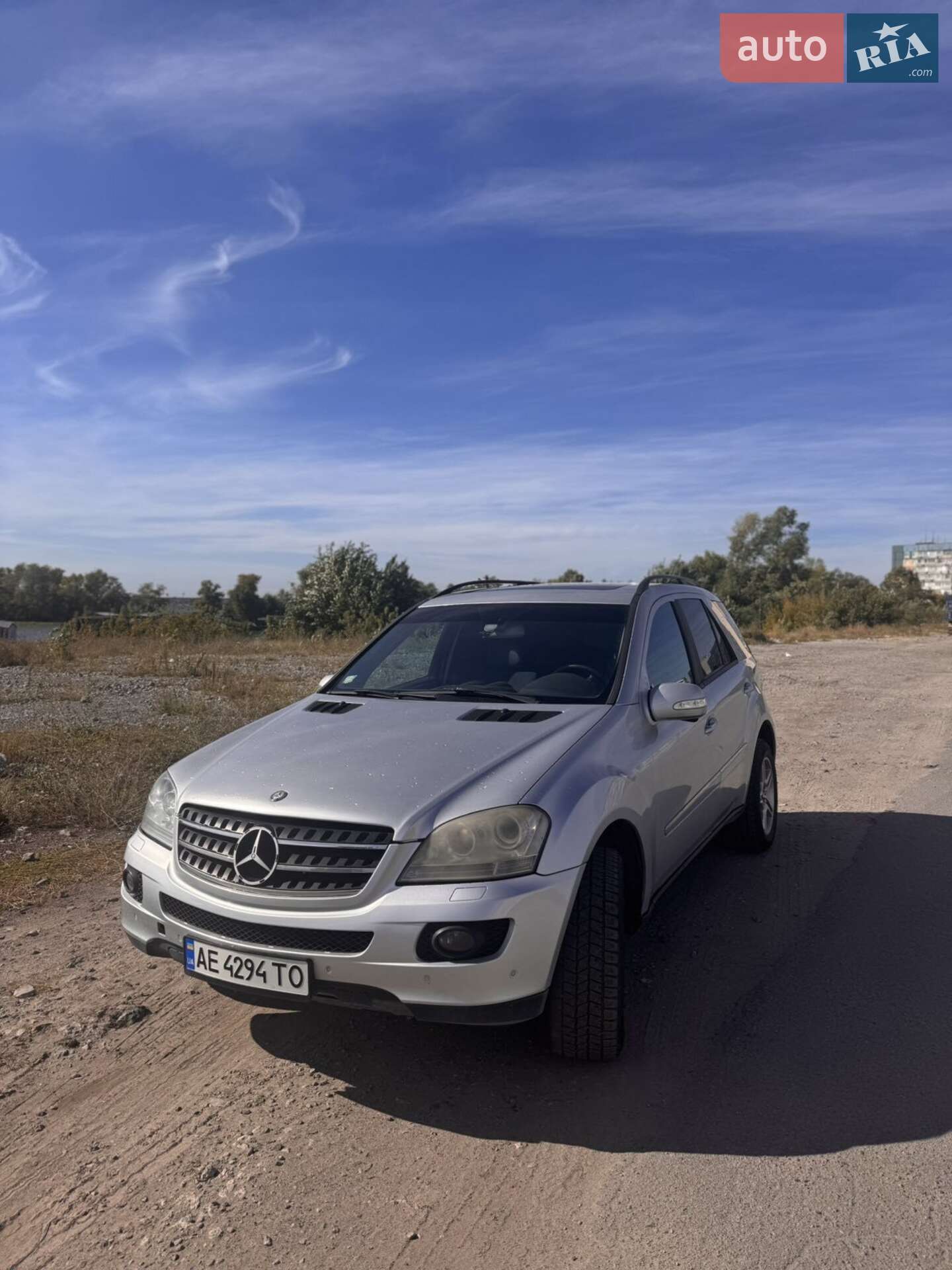 Mercedes-Benz M-Class 2005 VIN WDC1641221A040473 фото оголошення 2 з 11