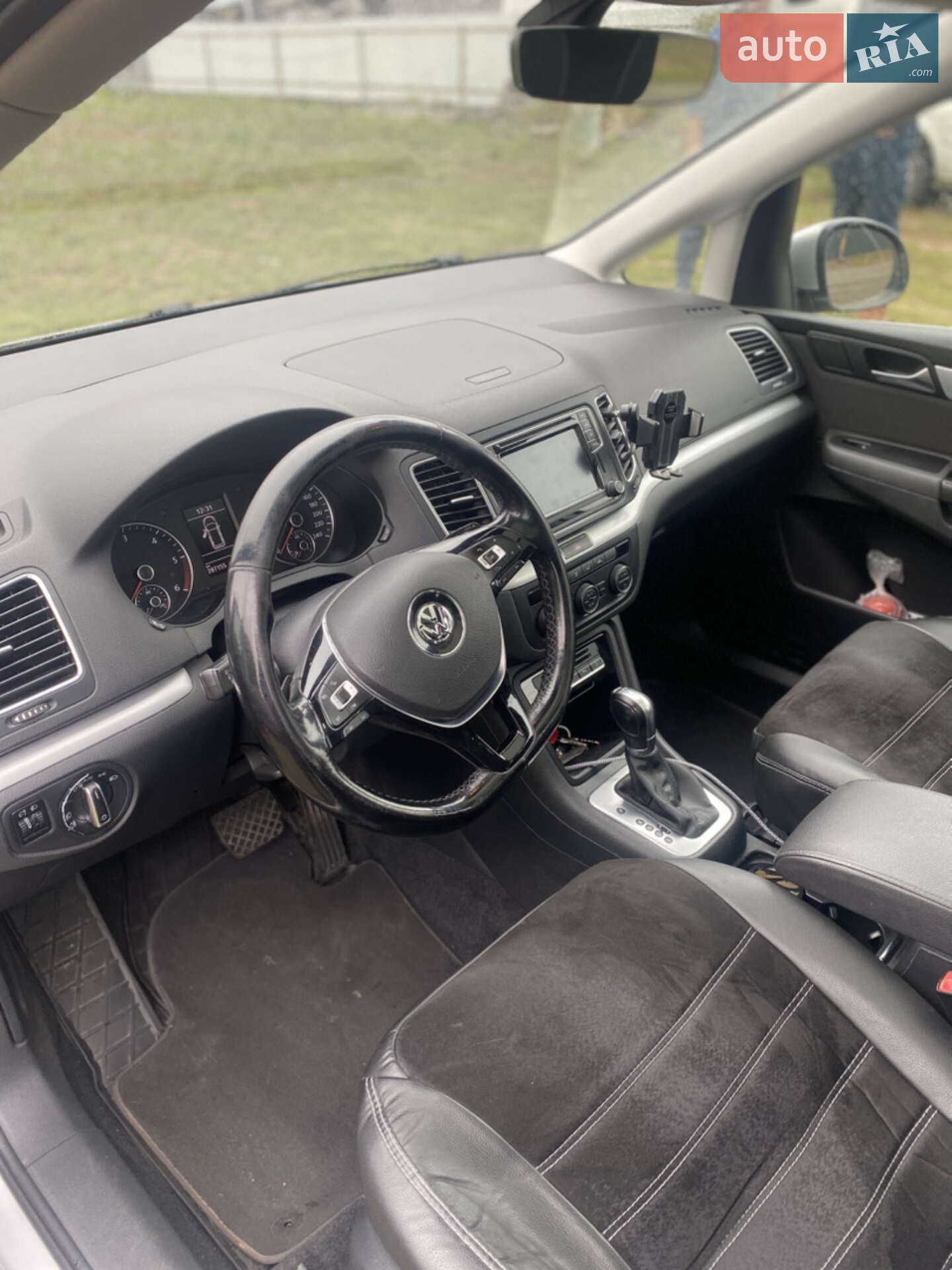 Volkswagen Sharan 2017 VIN WVWZZZ7NZJV000765 фото оголошення 17 з 23