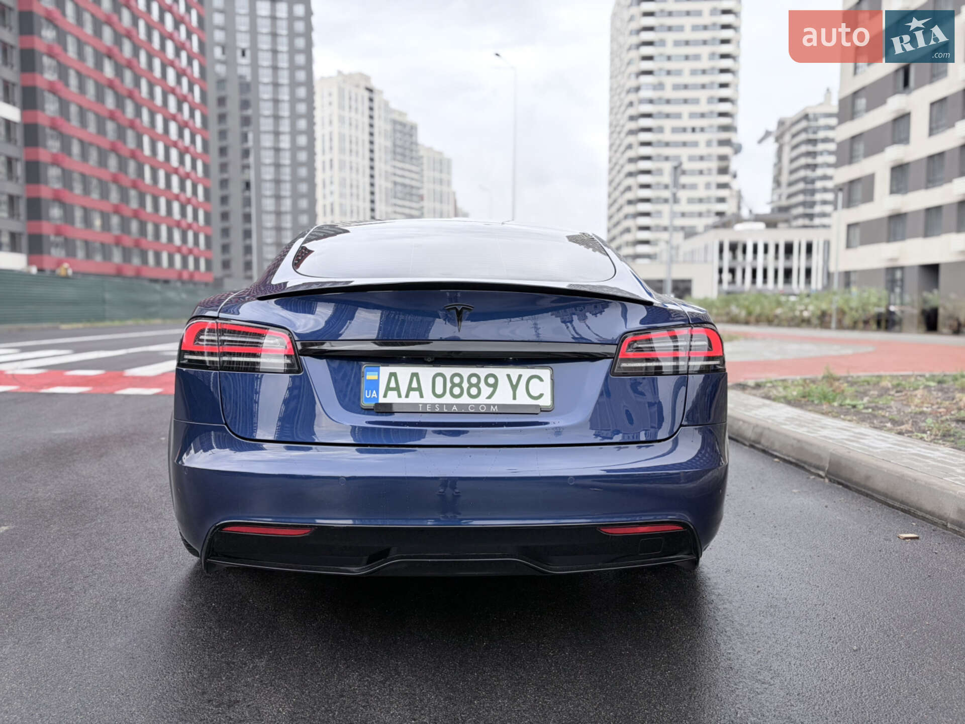 Tesla Model S 2022 VIN 5YJSA1E5XNF489385 фото оголошення 2 з 47