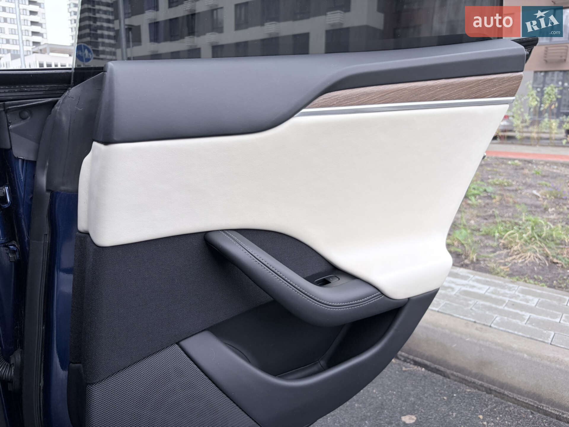 Tesla Model S 2022 VIN 5YJSA1E5XNF489385 фото оголошення 30 з 47