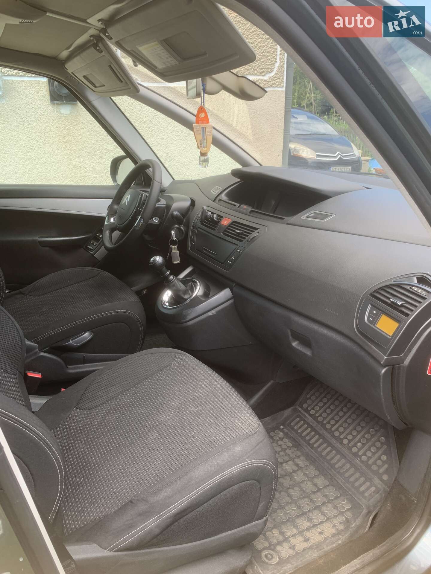 Citroen C4 Picasso 2011 VIN VF7UA9HR8BJ776778 фото оголошення 14 з 14