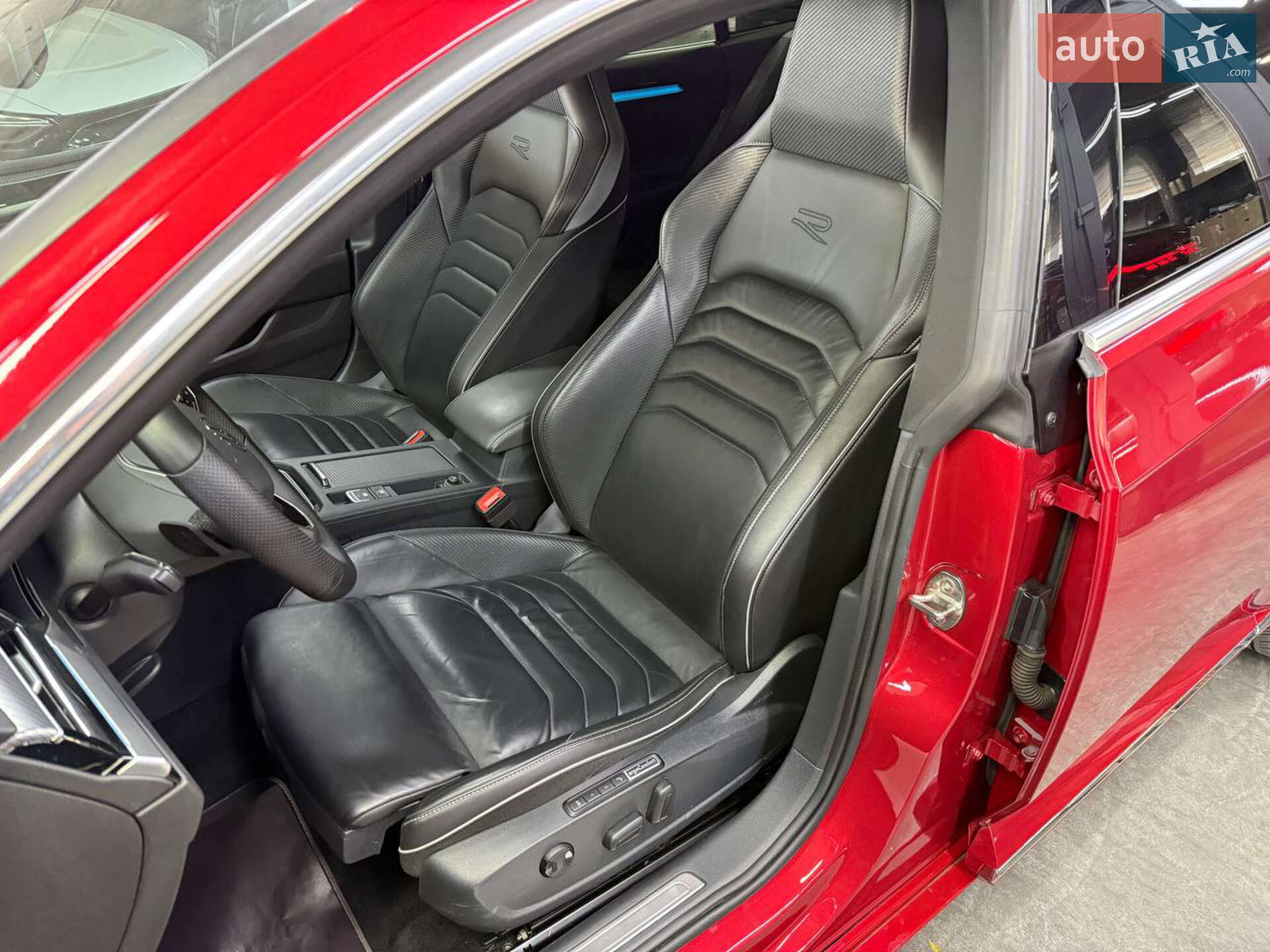Volkswagen Arteon 2021 VIN WVWZZZ3HZME012941 фото оголошення 3 з 20