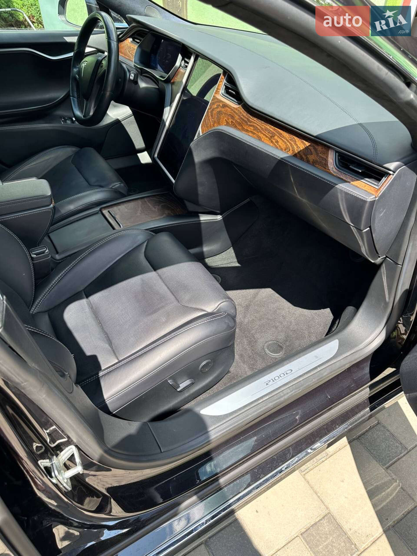 Tesla Model S 2018 VIN 5YJSA1E4XJF272968 фото оголошення 7 з 10