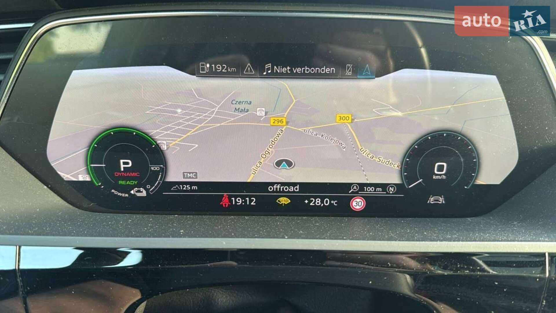 Audi e-tron 2019 VIN WAUZZZGEXLB016814 фото оголошення 3 з 23