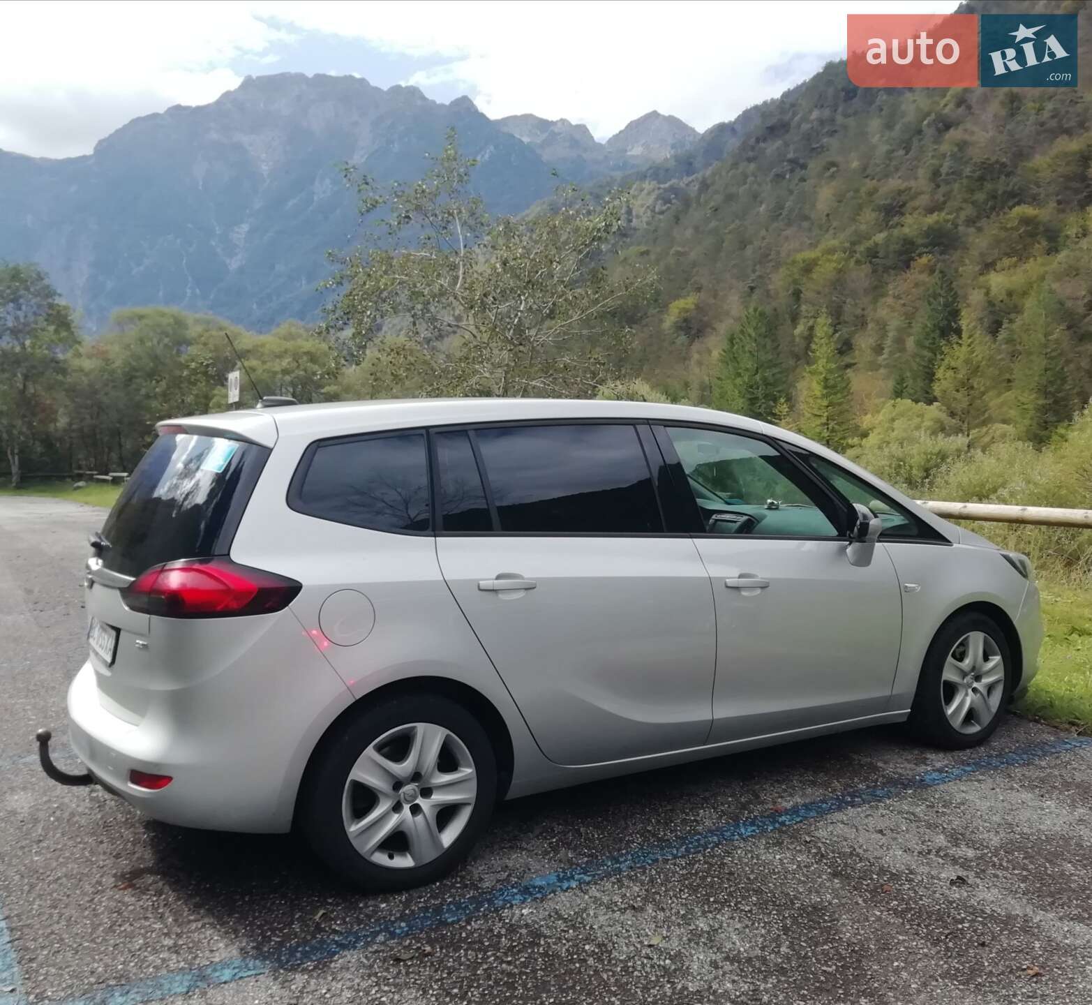 Opel Zafira Tourer 2018 VIN W0VPD9EBXJ1143847 фото оголошення 13 з 50