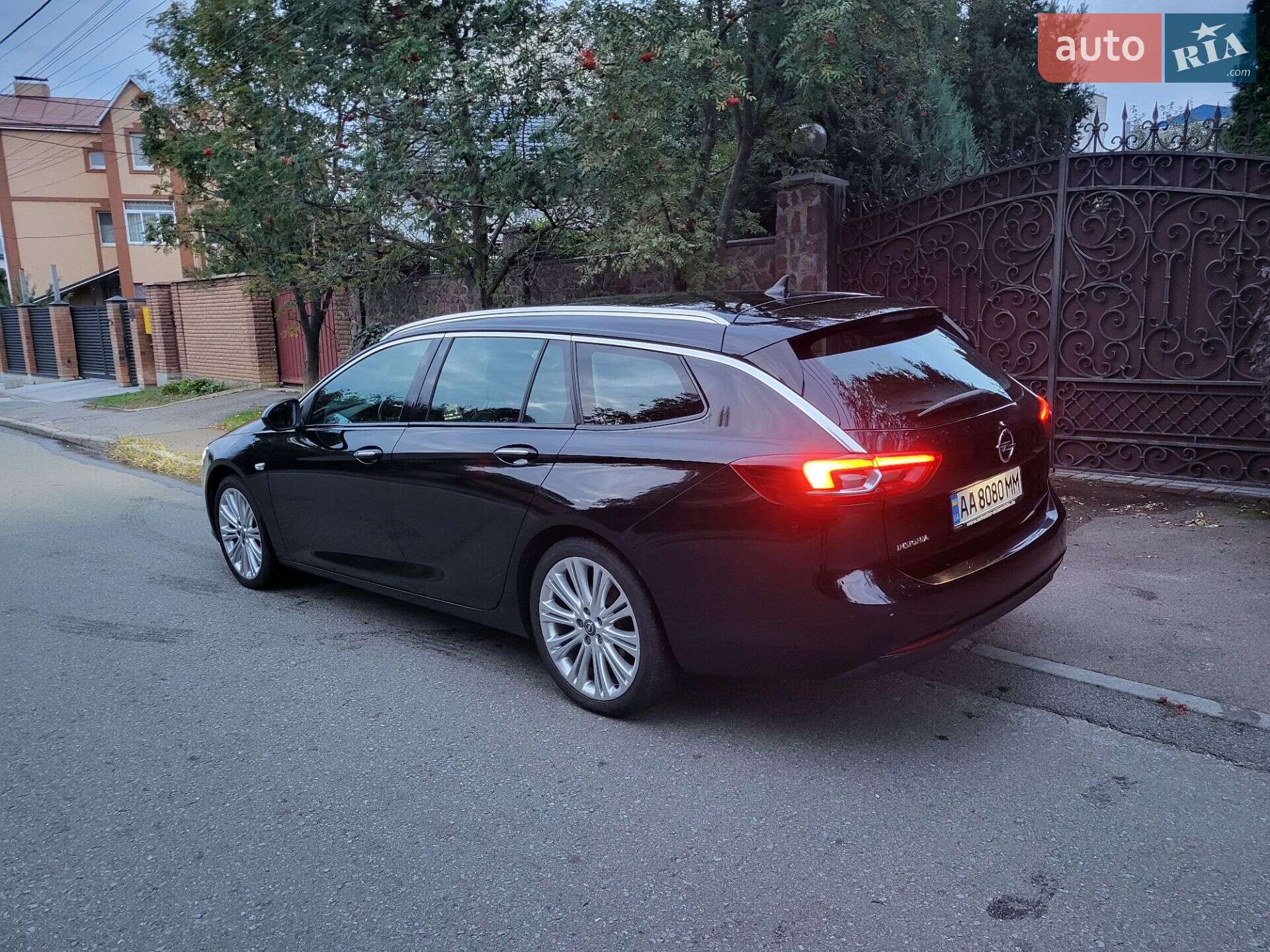 Opel Insignia 2019 VIN W0VZT8EG2K1040330 фото оголошення 2 з 19