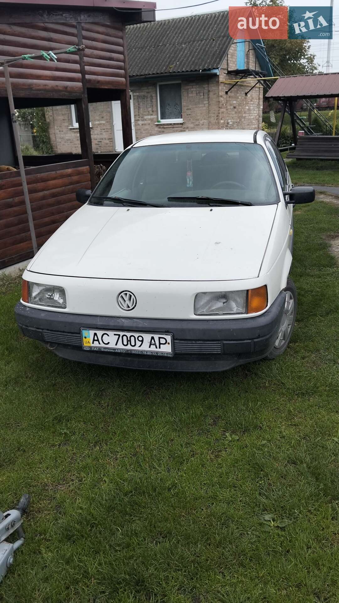 Volkswagen Passat 1990 VIN WVWZZZ31ZLB294670 фото оголошення 3 з 6