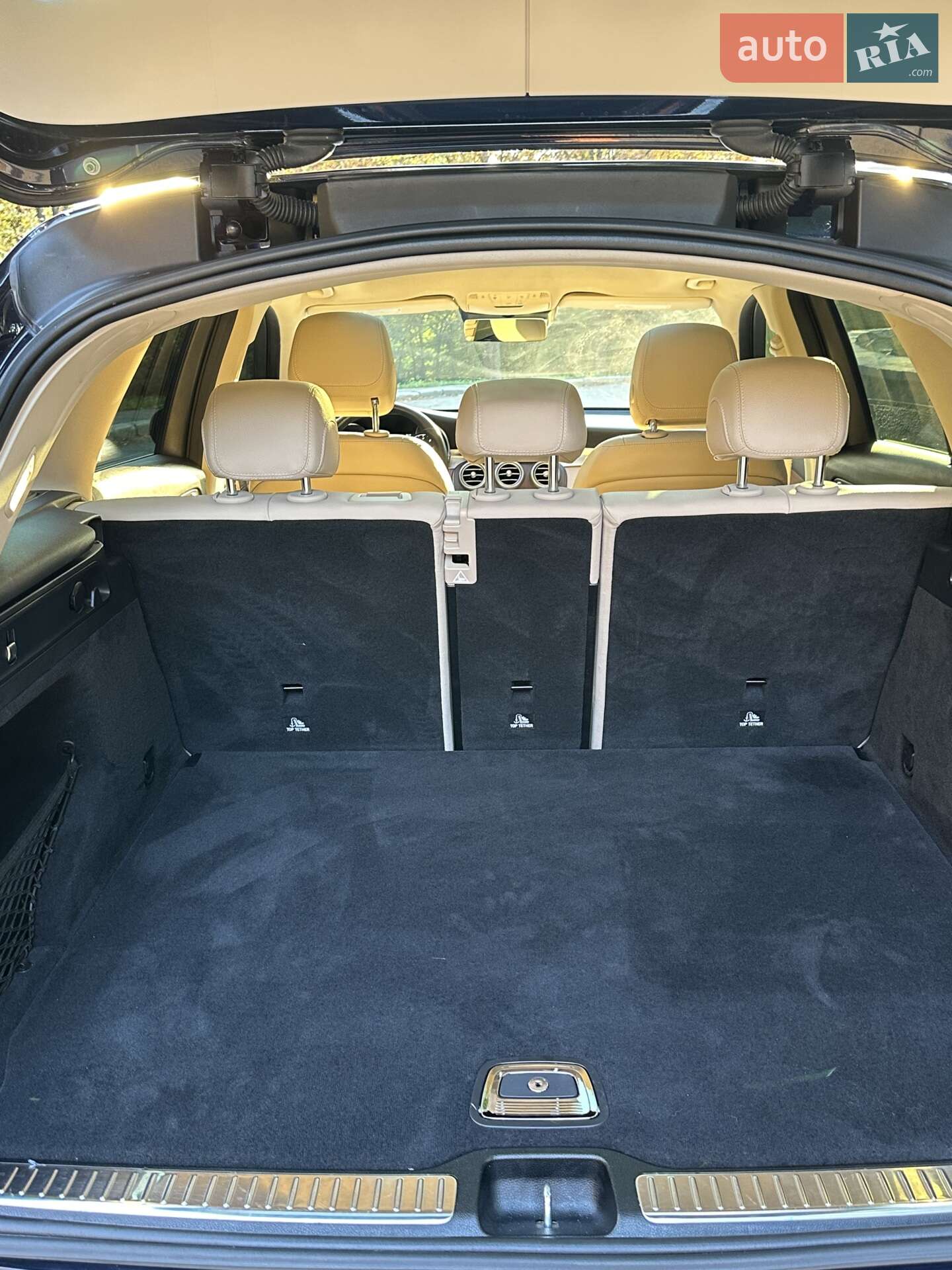 Mercedes-Benz GLC-Class 2020 VIN W1N0G8EB0MF904446 фото оголошення 7 з 22