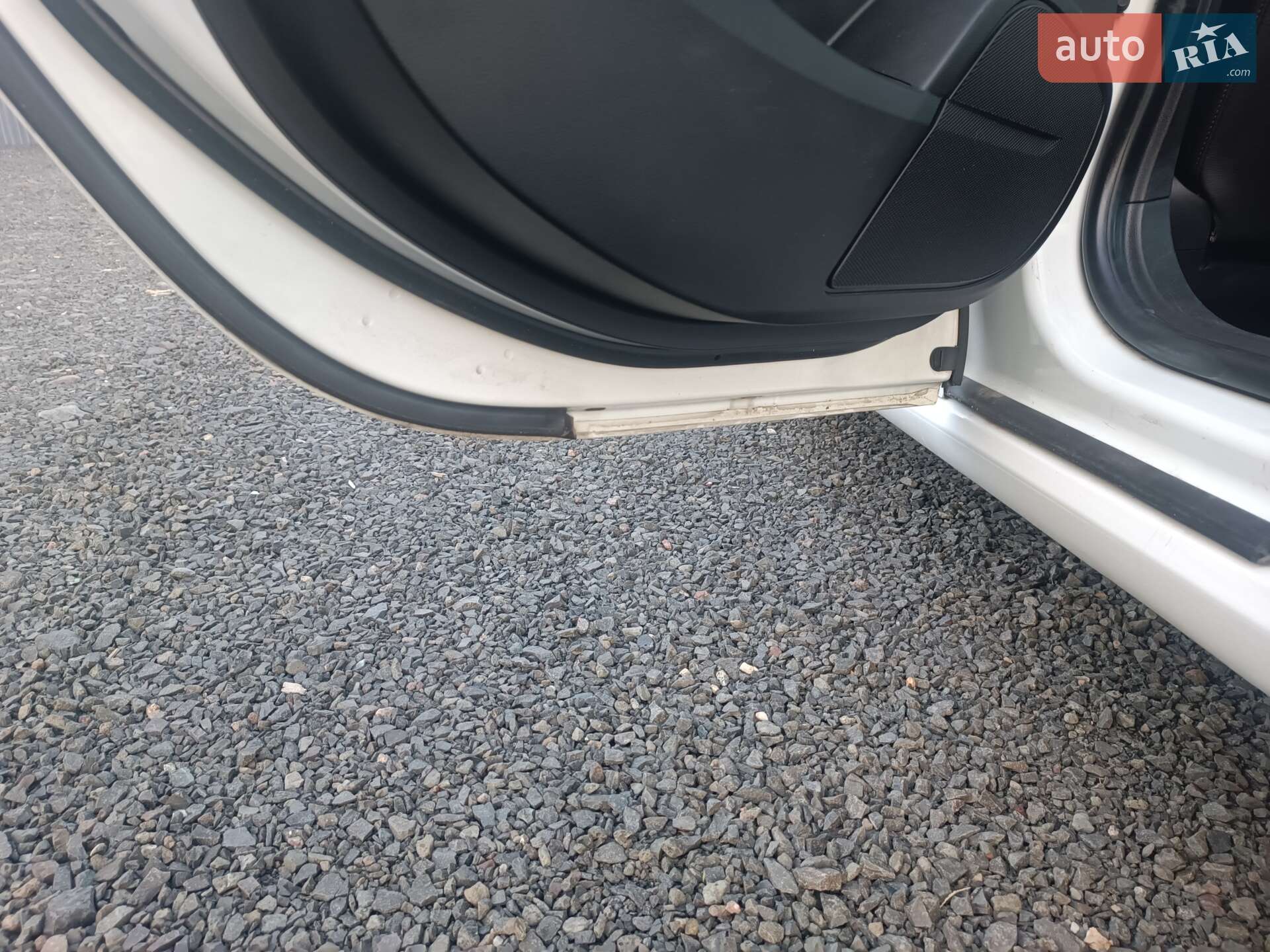 Saab 9-5 2010 VIN YS3GN4ARXB4003545 фото оголошення 24 з 41