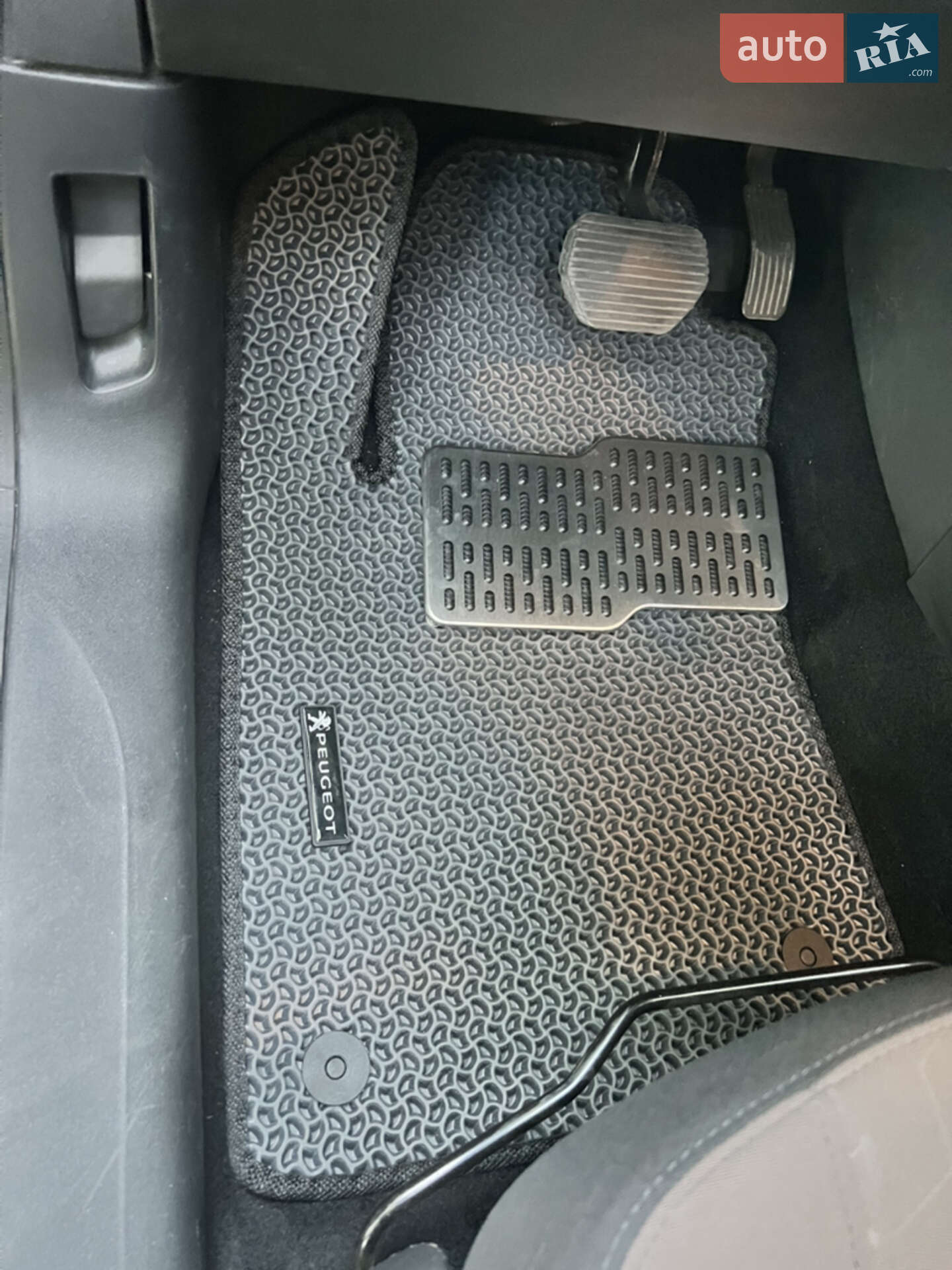 Peugeot 2008 2014 VIN VF3CU5FS9EY102313 фото оголошення 9 з 12
