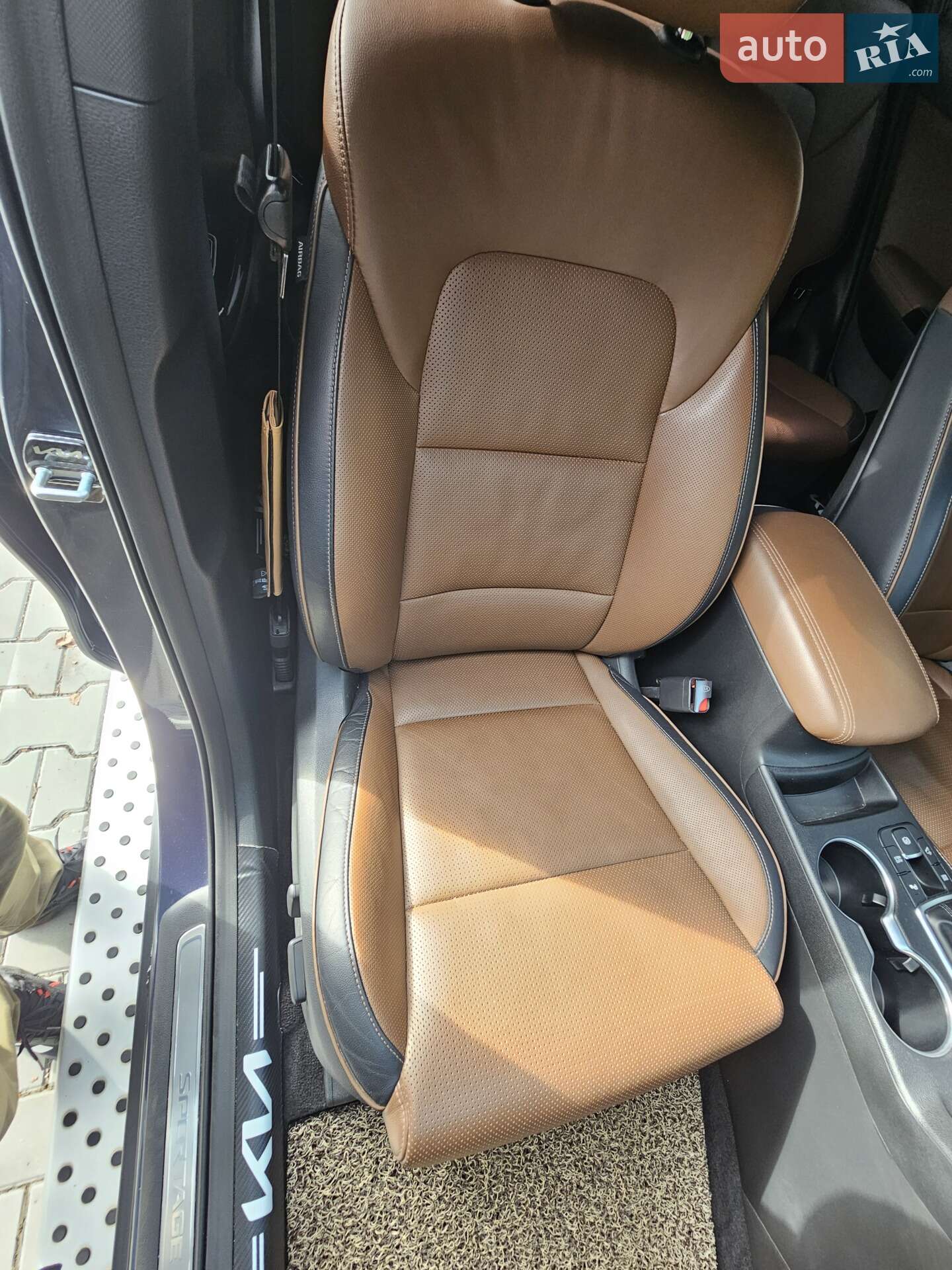 Kia Sportage 2019 VIN KNAPR813BKK668409 фото оголошення 8 з 21