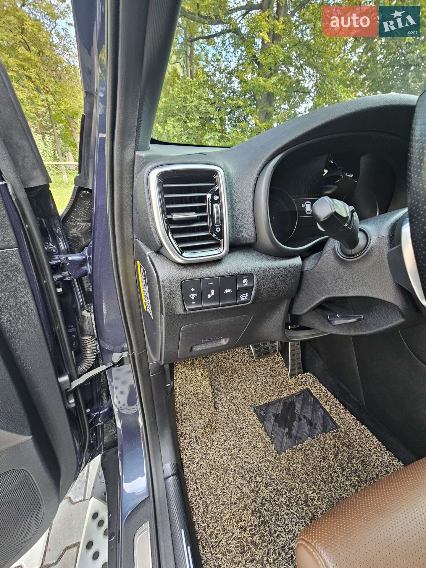 Kia Sportage 2019 VIN KNAPR813BKK668409 фото оголошення 11 з 21