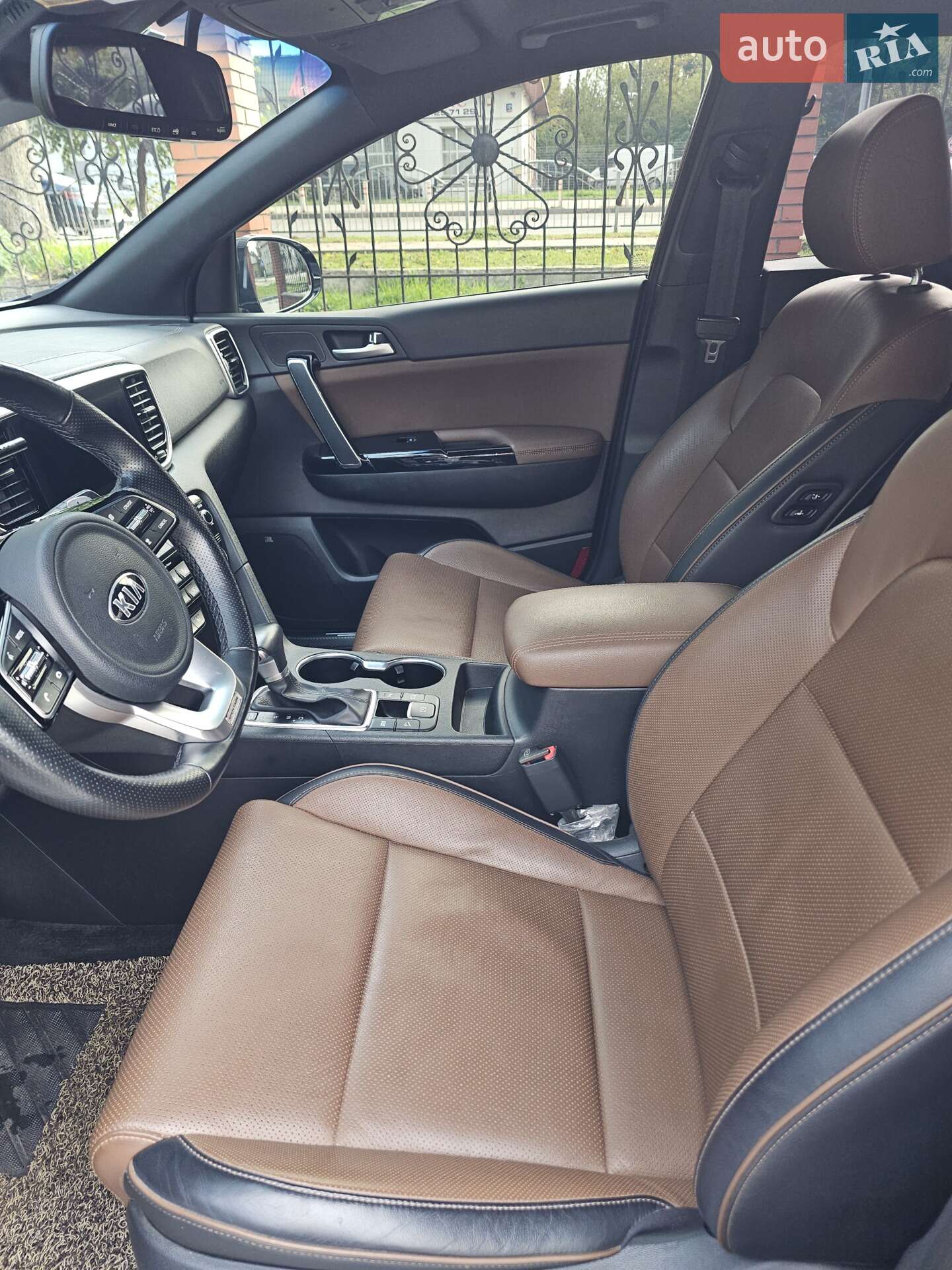 Kia Sportage 2019 VIN KNAPR813BKK668409 фото оголошення 14 з 21