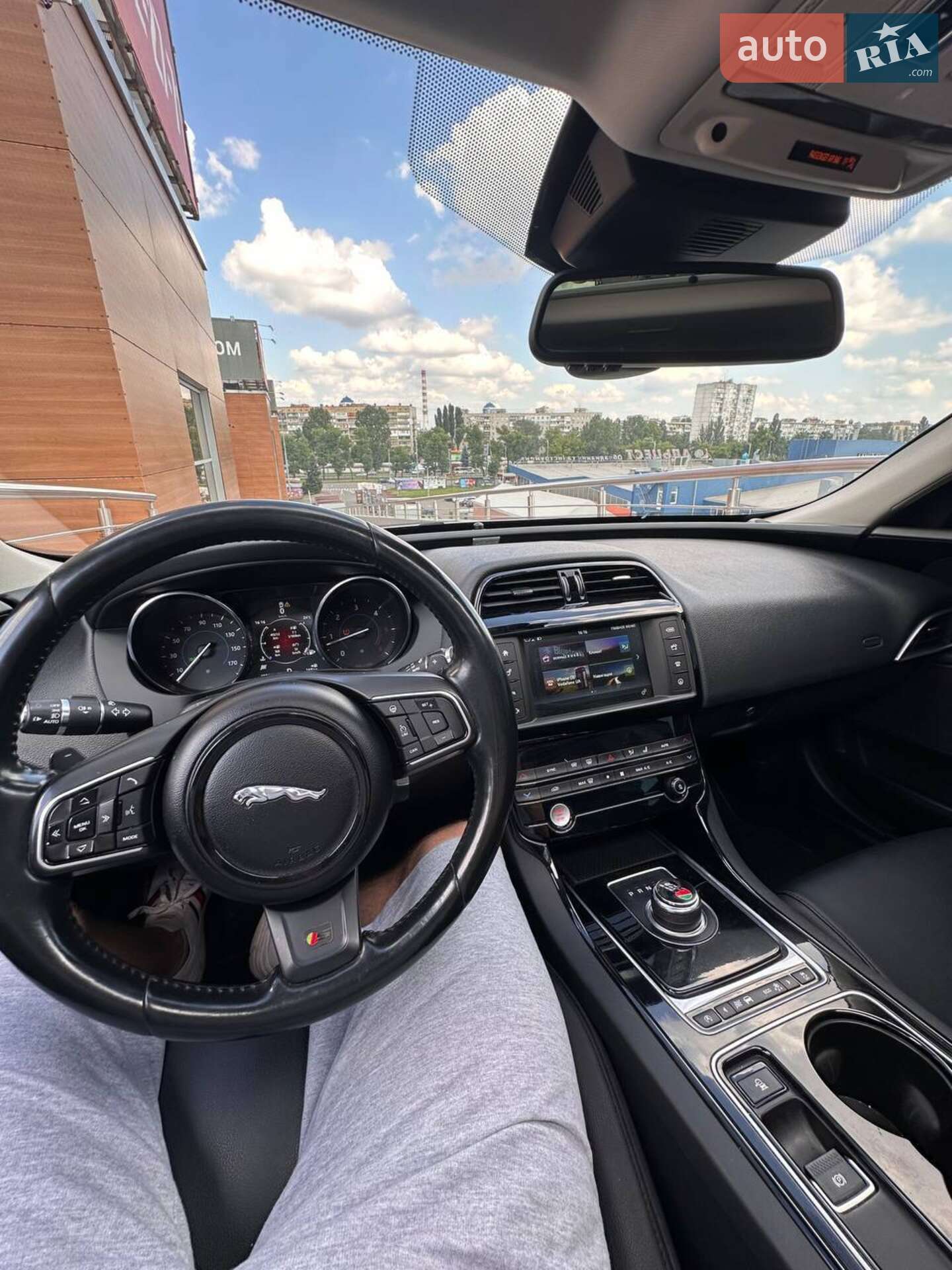 Jaguar XE 2016 VIN SAJAJ4BN4HA944389 фото оголошення 2 з 37
