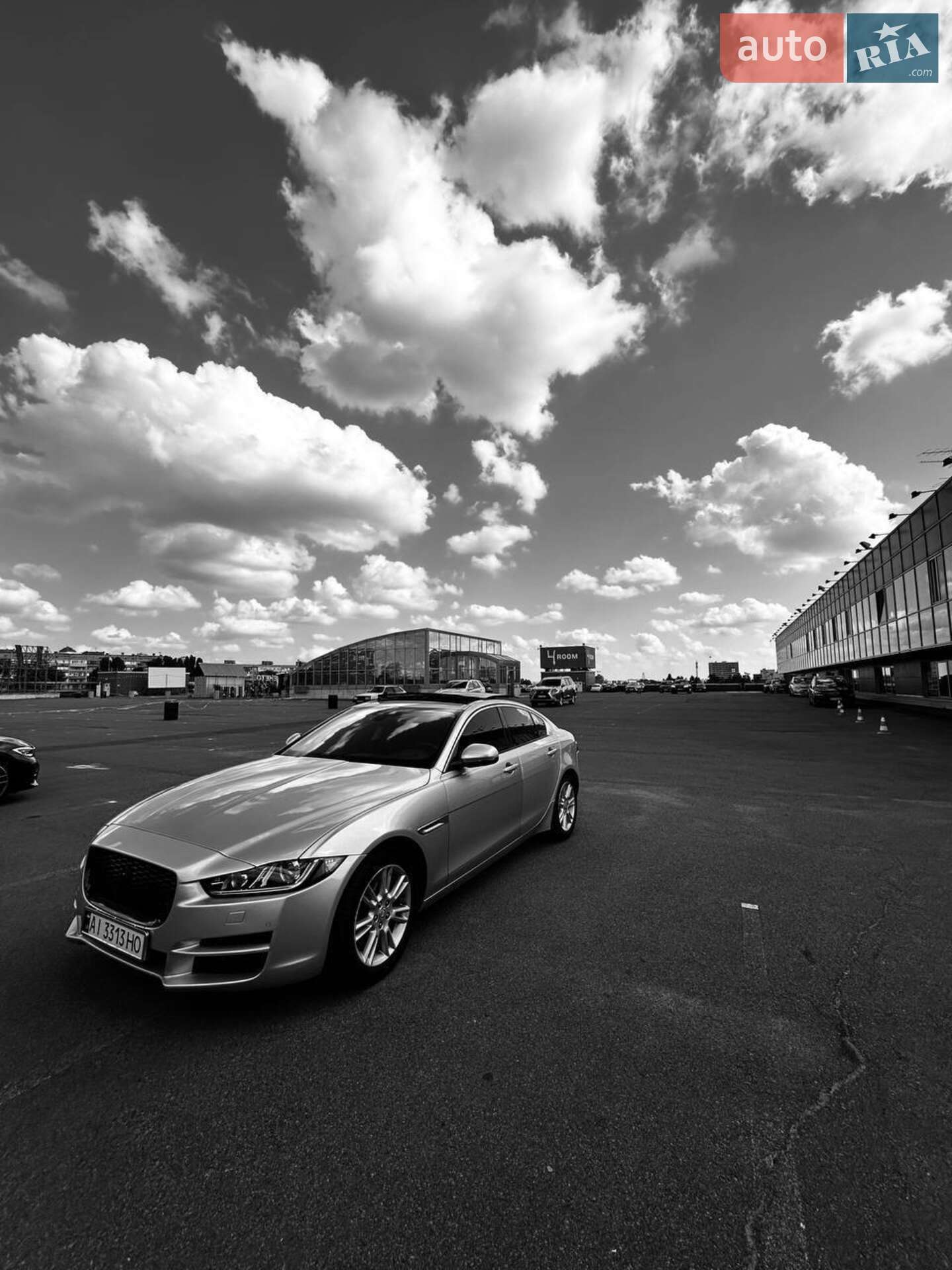 Jaguar XE 2016 VIN SAJAJ4BN4HA944389 фото оголошення 28 з 37