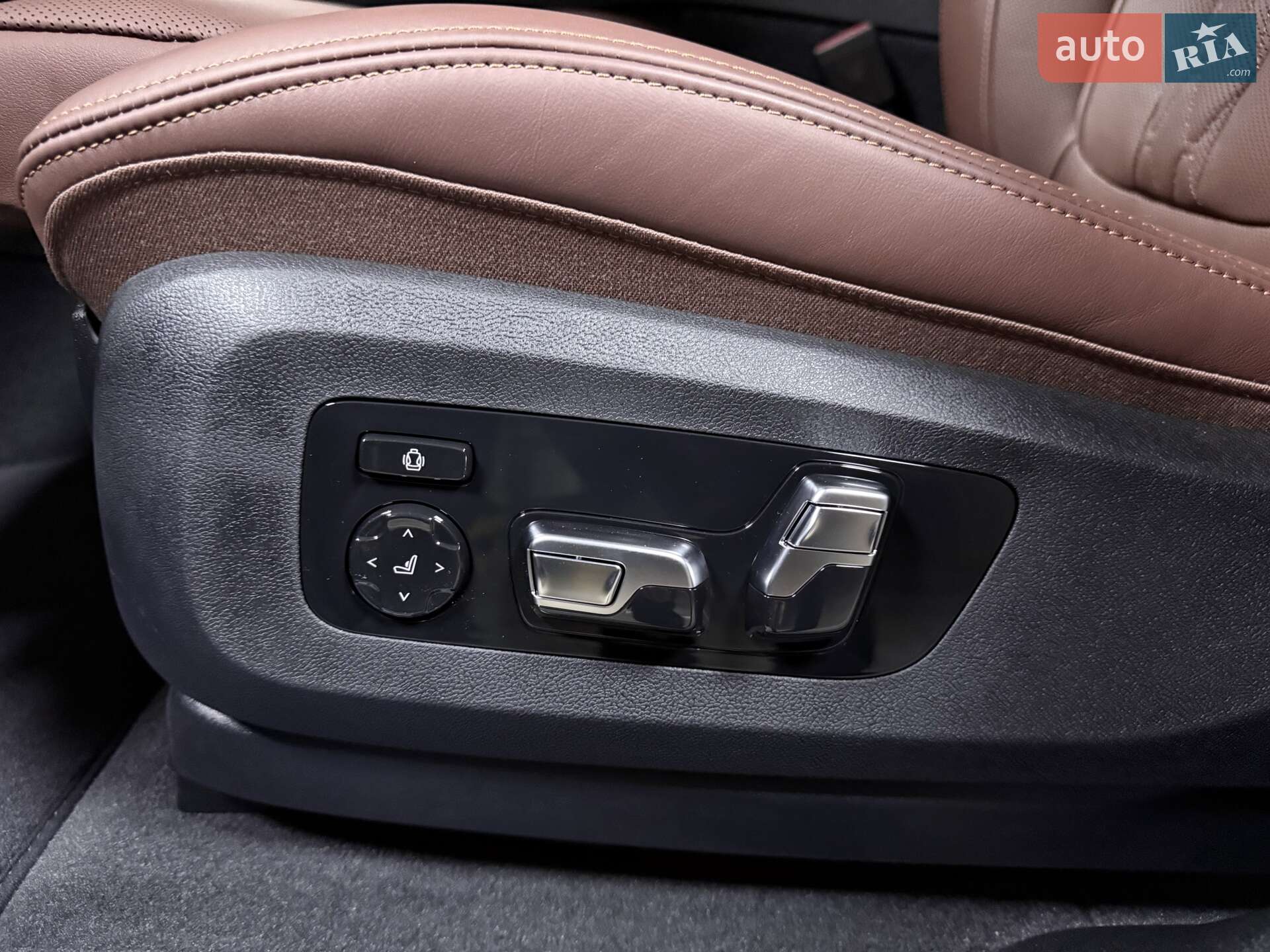 BMW X6 2025 VIN WBA41EX0X09011405 фото оголошення 49 з 98