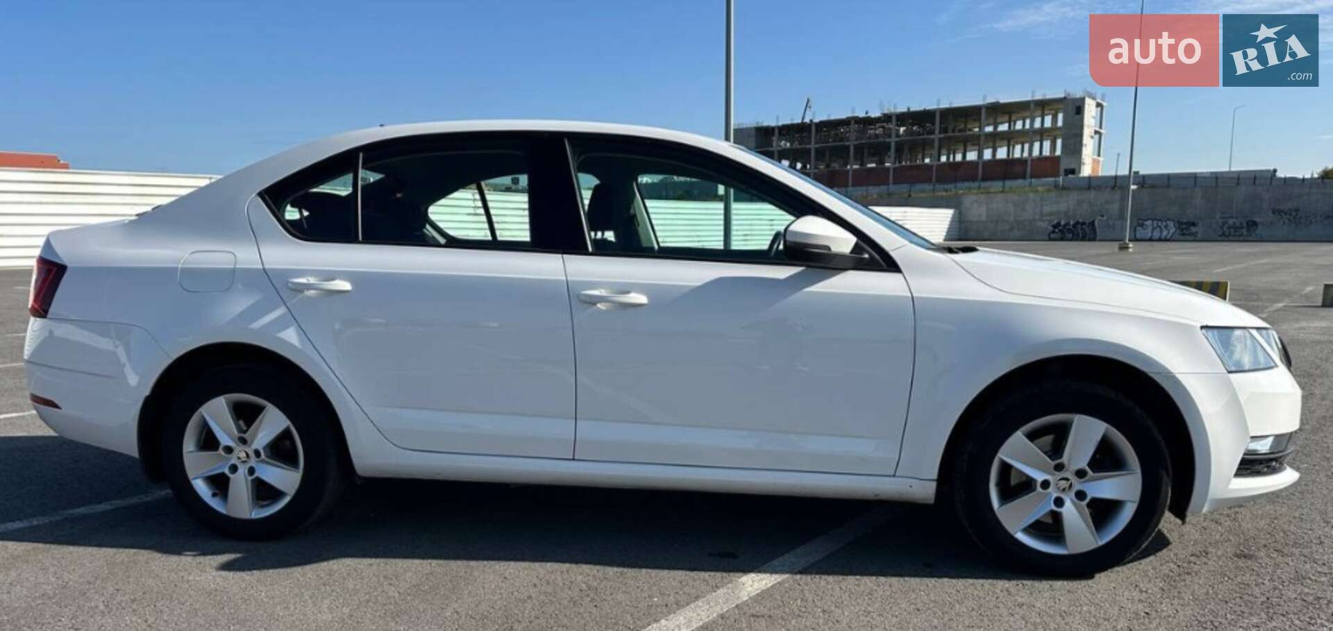 Skoda Octavia 2018 VIN TMBAC2NE7JB008971 фото оголошення 6 з 22