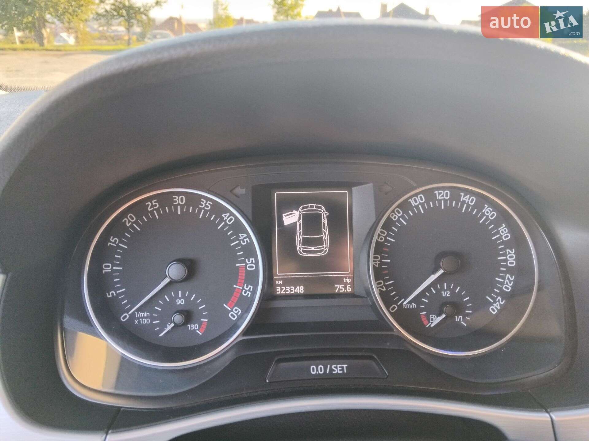 Skoda Fabia 2015 VIN TMBJJ6NJ9GZ013289 фото оголошення 17 з 24