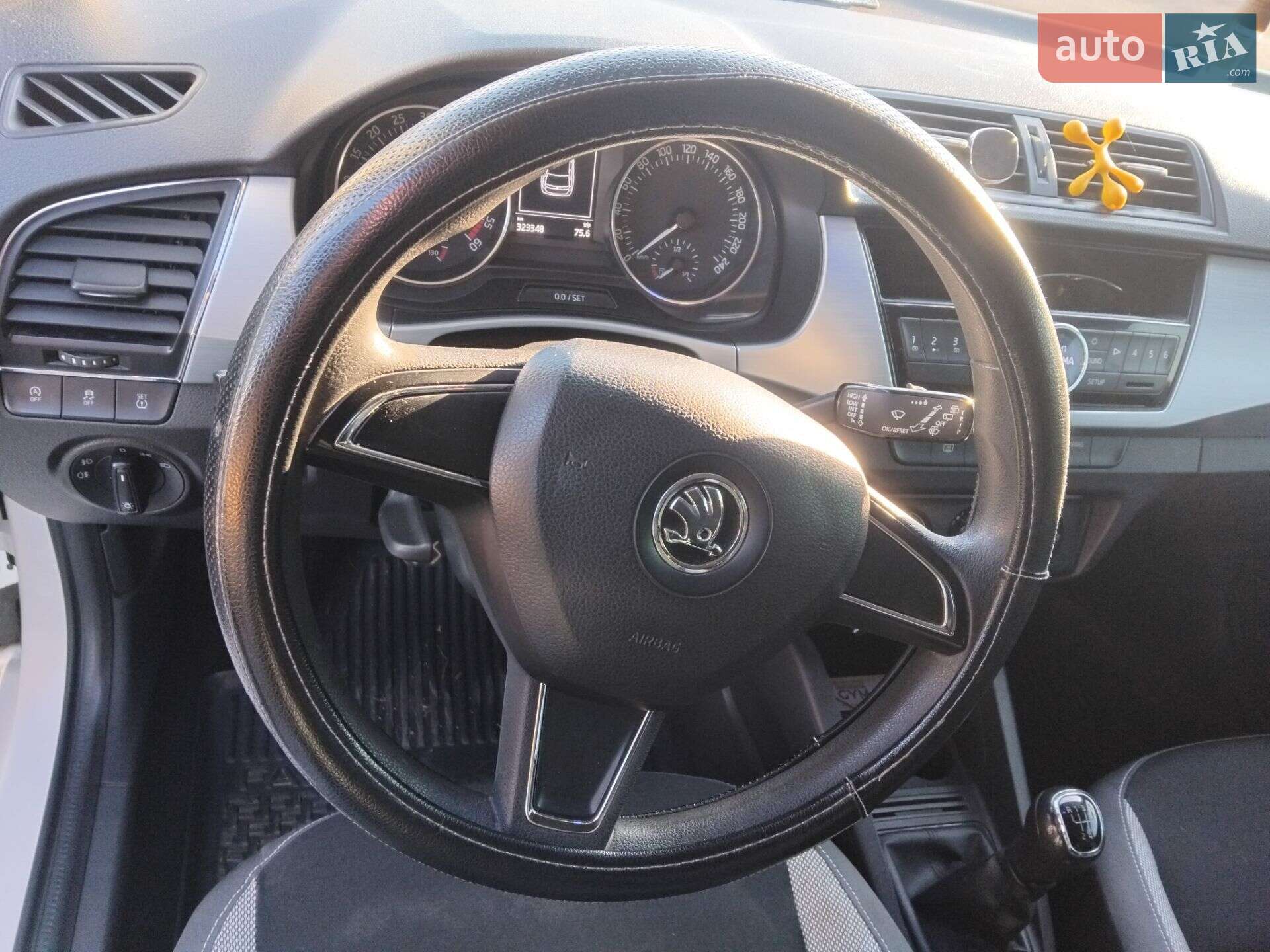 Skoda Fabia 2015 VIN TMBJJ6NJ9GZ013289 фото оголошення 20 з 24