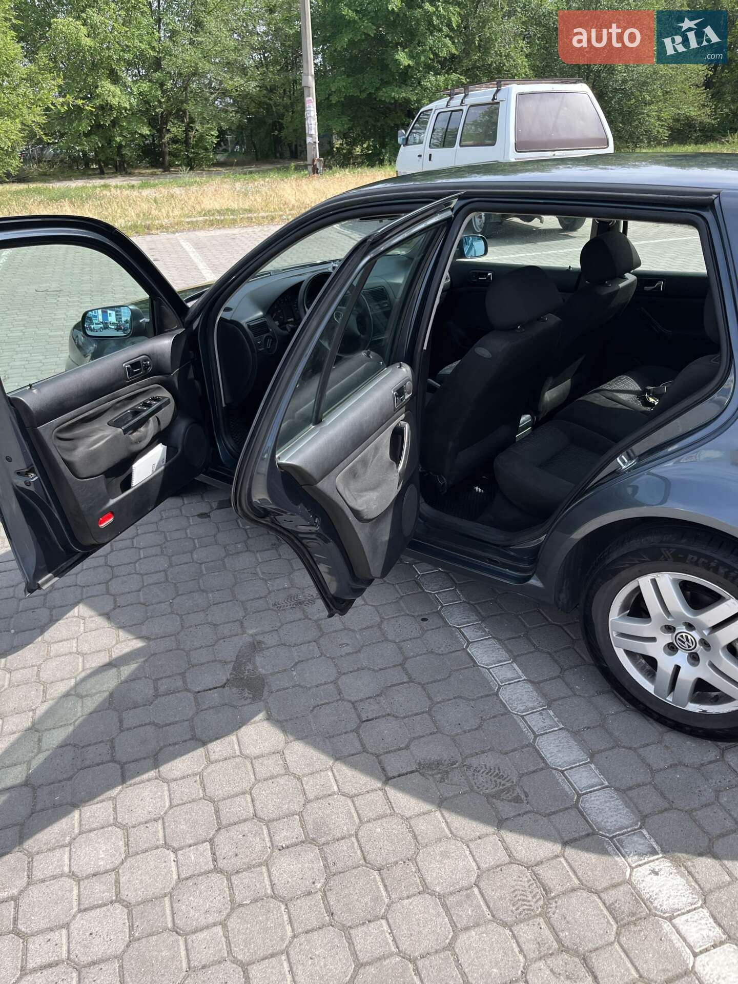 Volkswagen Golf 2001 VIN WVWZZZ1JZ1B170188 фото оголошення 2 з 5