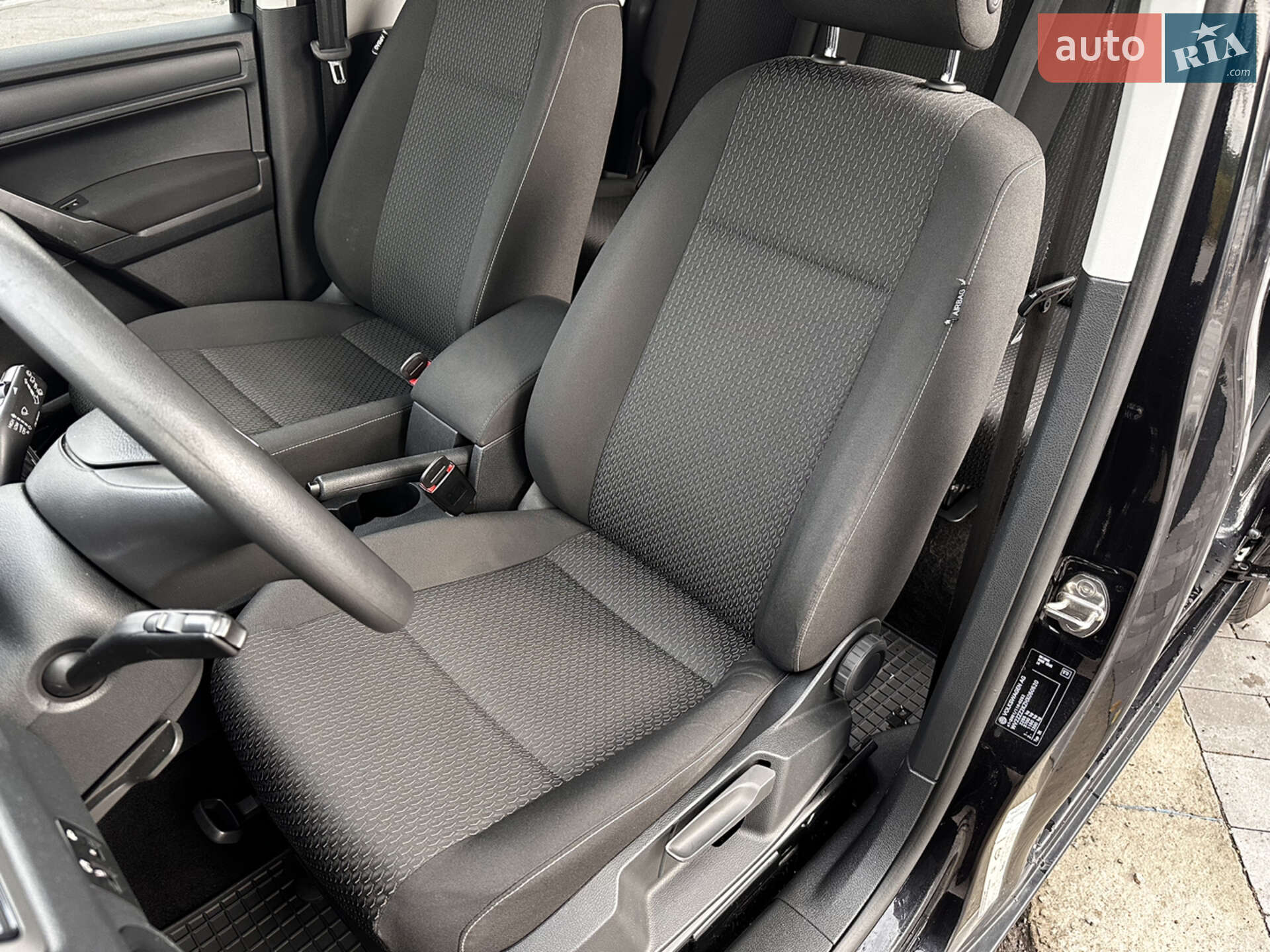 Volkswagen Caddy 2016 VIN WV2ZZZ2KZHX050520 фото оголошення 24 з 40