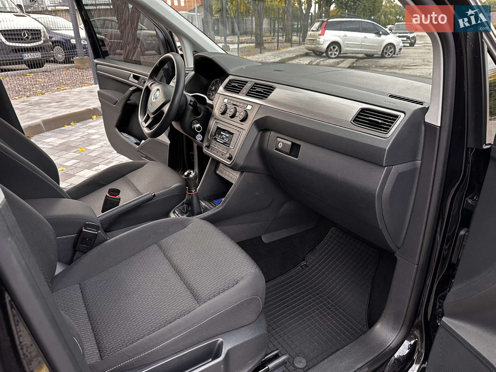 Volkswagen Caddy 2016 VIN WV2ZZZ2KZHX050520 фото оголошення 28 з 40