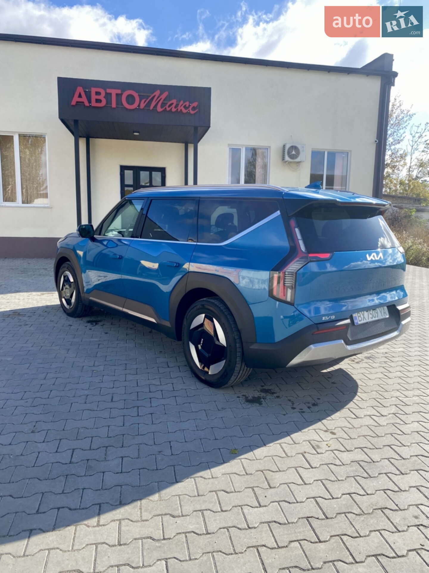 Kia EV9 2023 VIN KNDAFFS54R6024469 фото оголошення 5 з 16