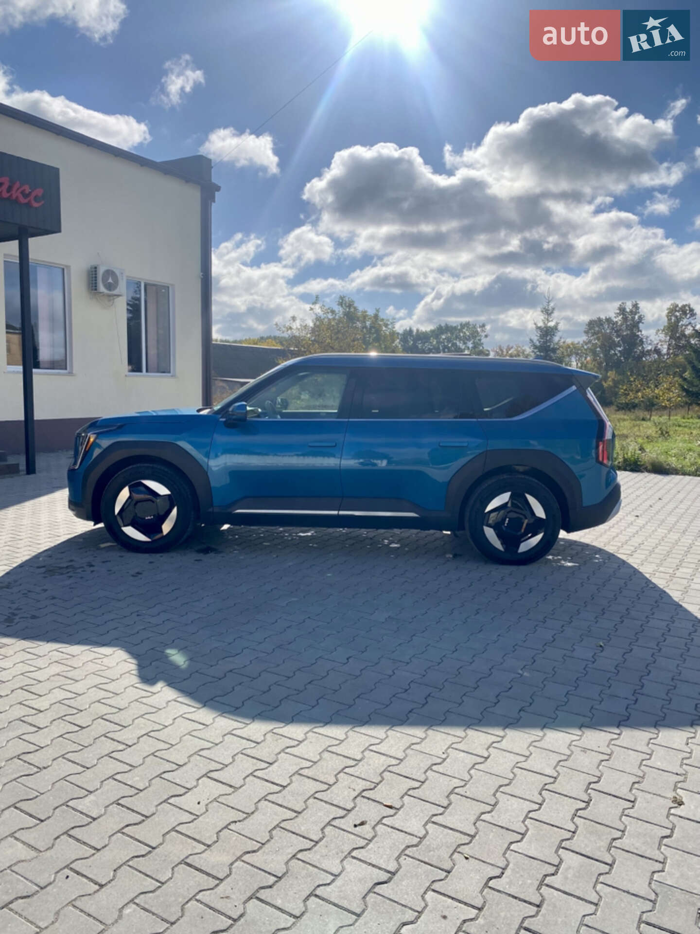 Kia EV9 2023 VIN KNDAFFS54R6024469 фото оголошення 6 з 16