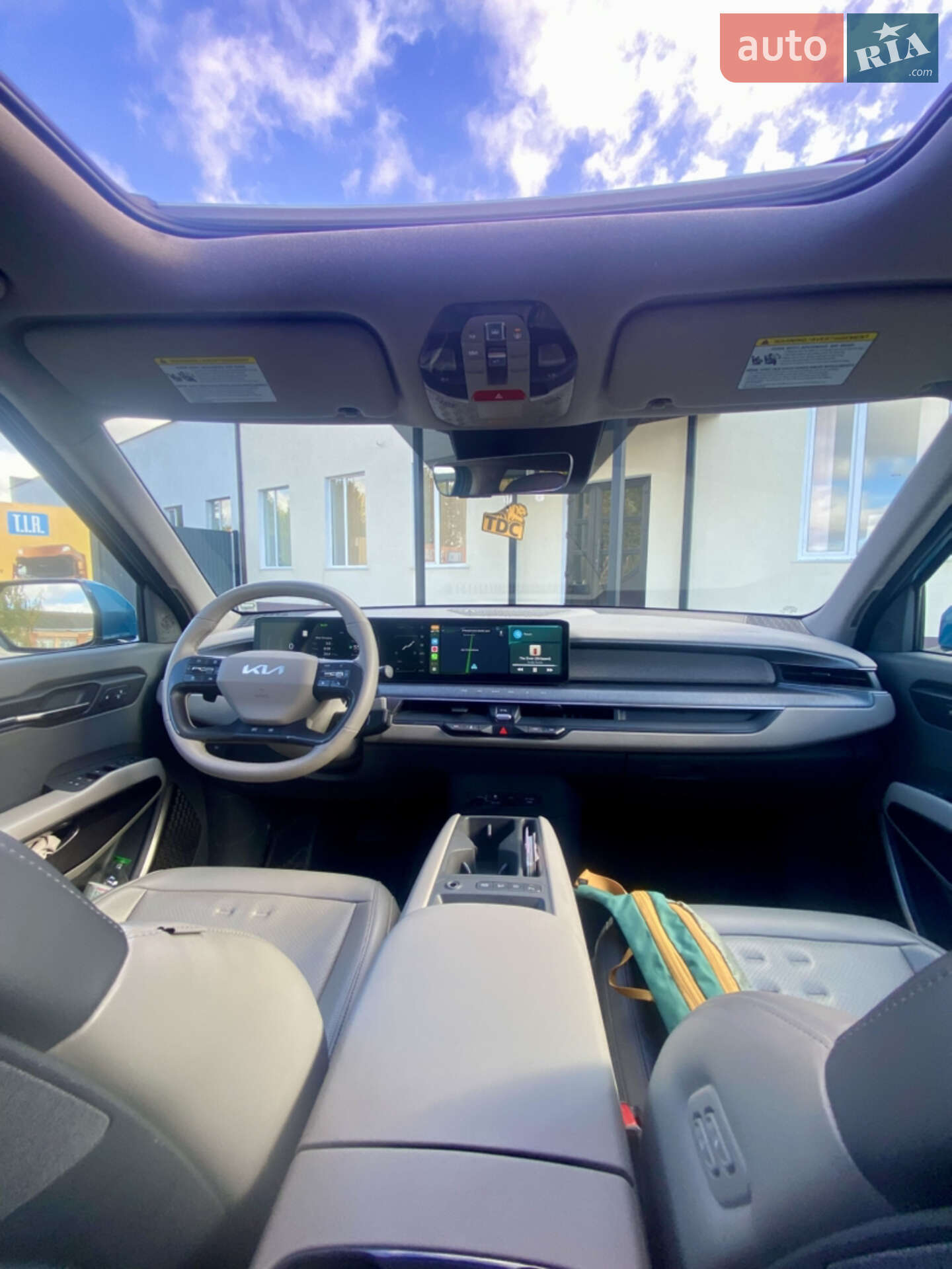 Kia EV9 2023 VIN KNDAFFS54R6024469 фото оголошення 10 з 16