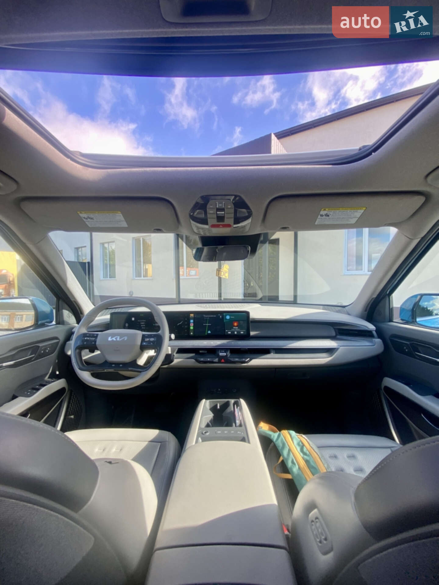 Kia EV9 2023 VIN KNDAFFS54R6024469 фото оголошення 14 з 16