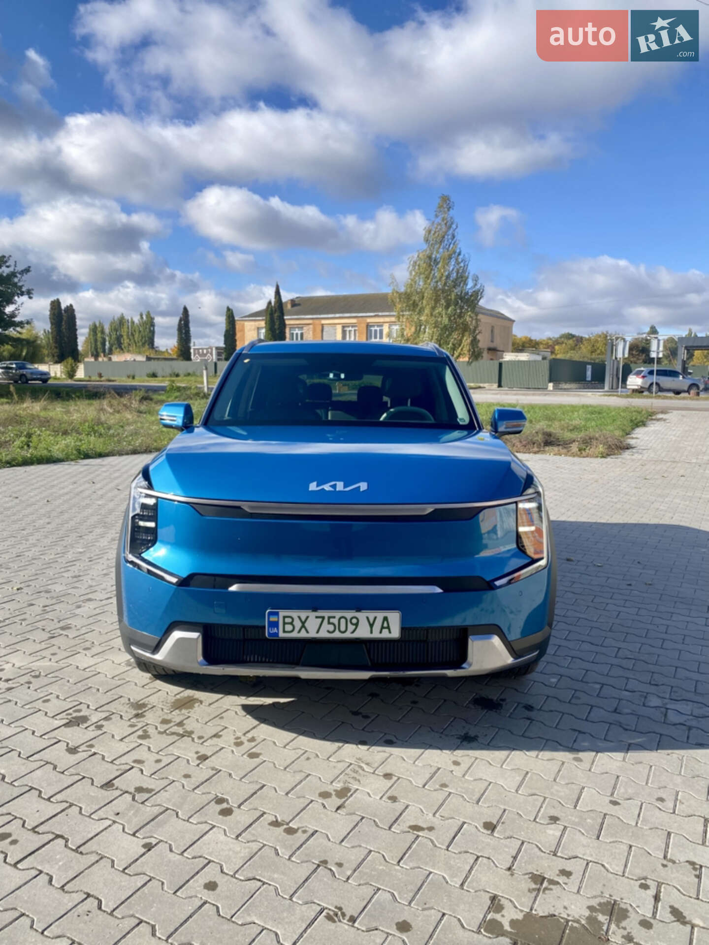 Kia EV9 2023 VIN KNDAFFS54R6024469 фото оголошення 8 з 16