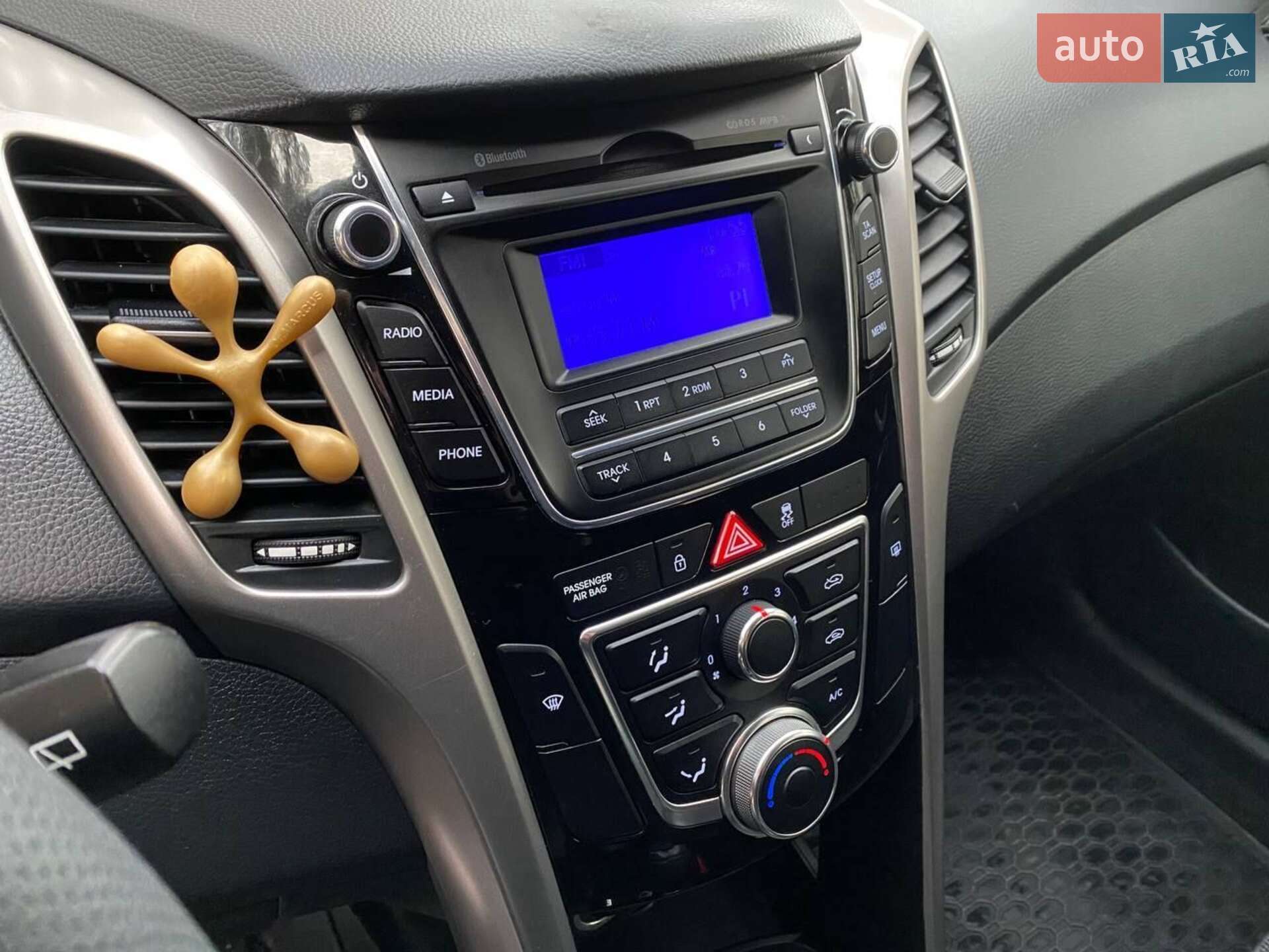 Hyundai i30 2017 VIN TMAD281UAHJ145352 фото оголошення 5 з 10