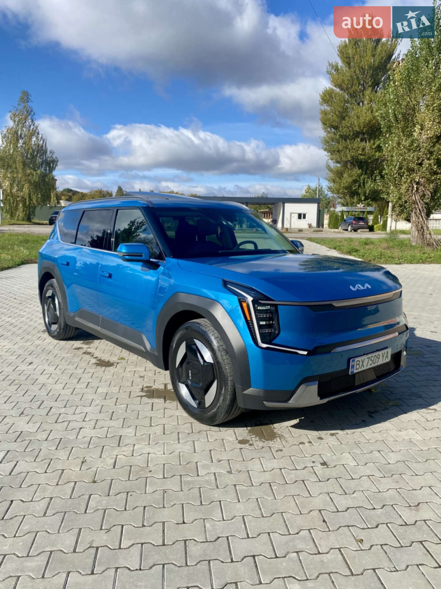 Kia EV9 2023 VIN KNDAFFS54R6024469 фото оголошення 16 з 16